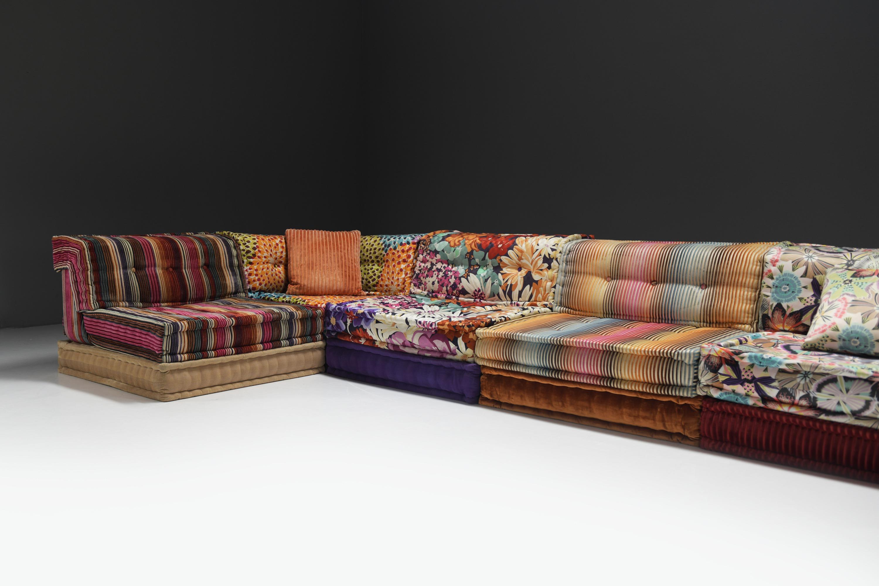 XX secolo Stupendo tessuto colorato Mah Jong Missoni di Hans Hopfer per Roche Bobois France in vendita