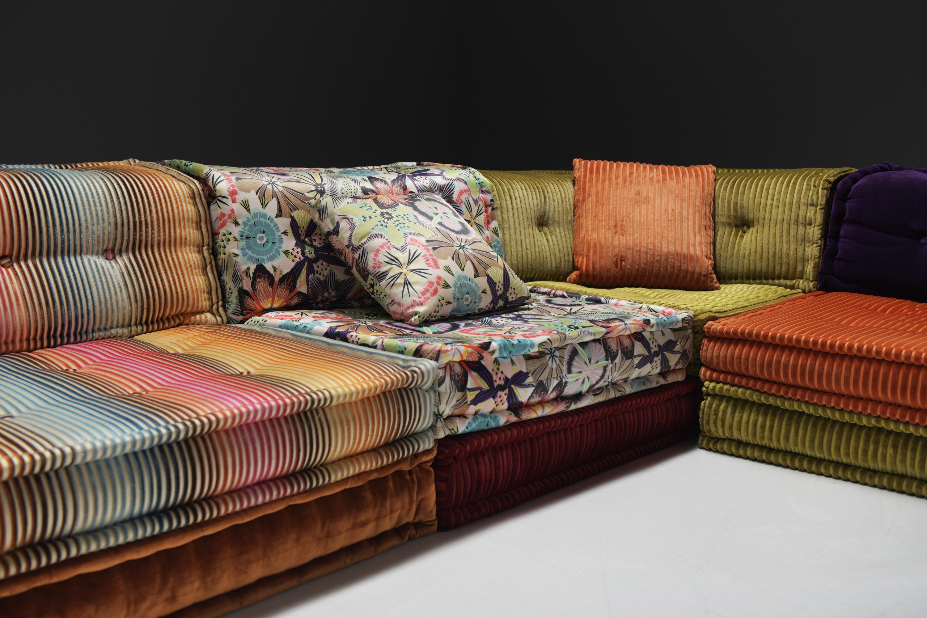 Tessuto Stupendo tessuto colorato Mah Jong Missoni di Hans Hopfer per Roche Bobois France in vendita