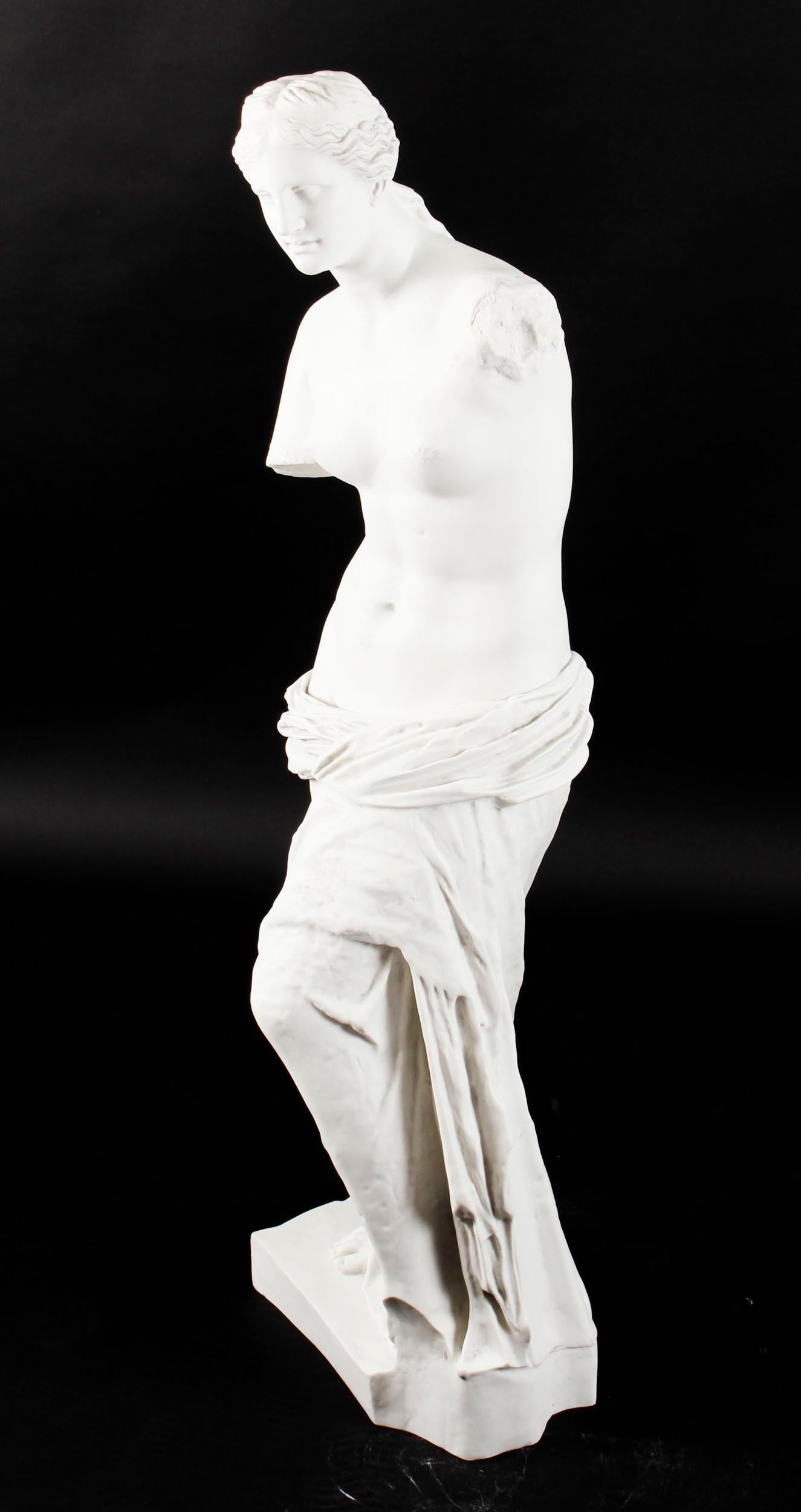 Atemberaubende Komposit-Marmorstatue der Venus von Milo aus dem späten 20. Jahrhundert im Zustand „Gut“ im Angebot in London, GB