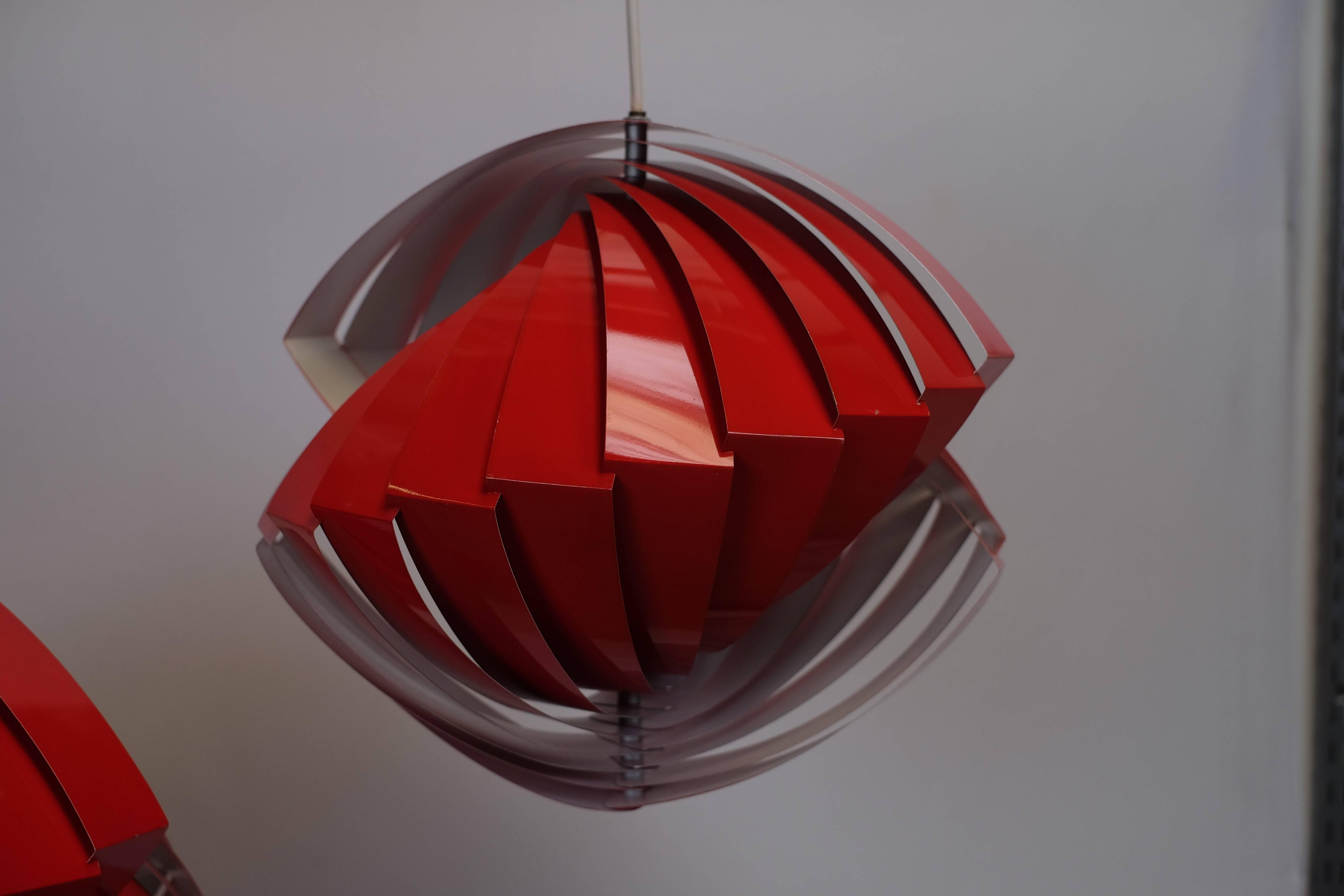 Stunning 'Conch Shell' Lamp in Red < Designed by Louis Weisdorf For Sale 2