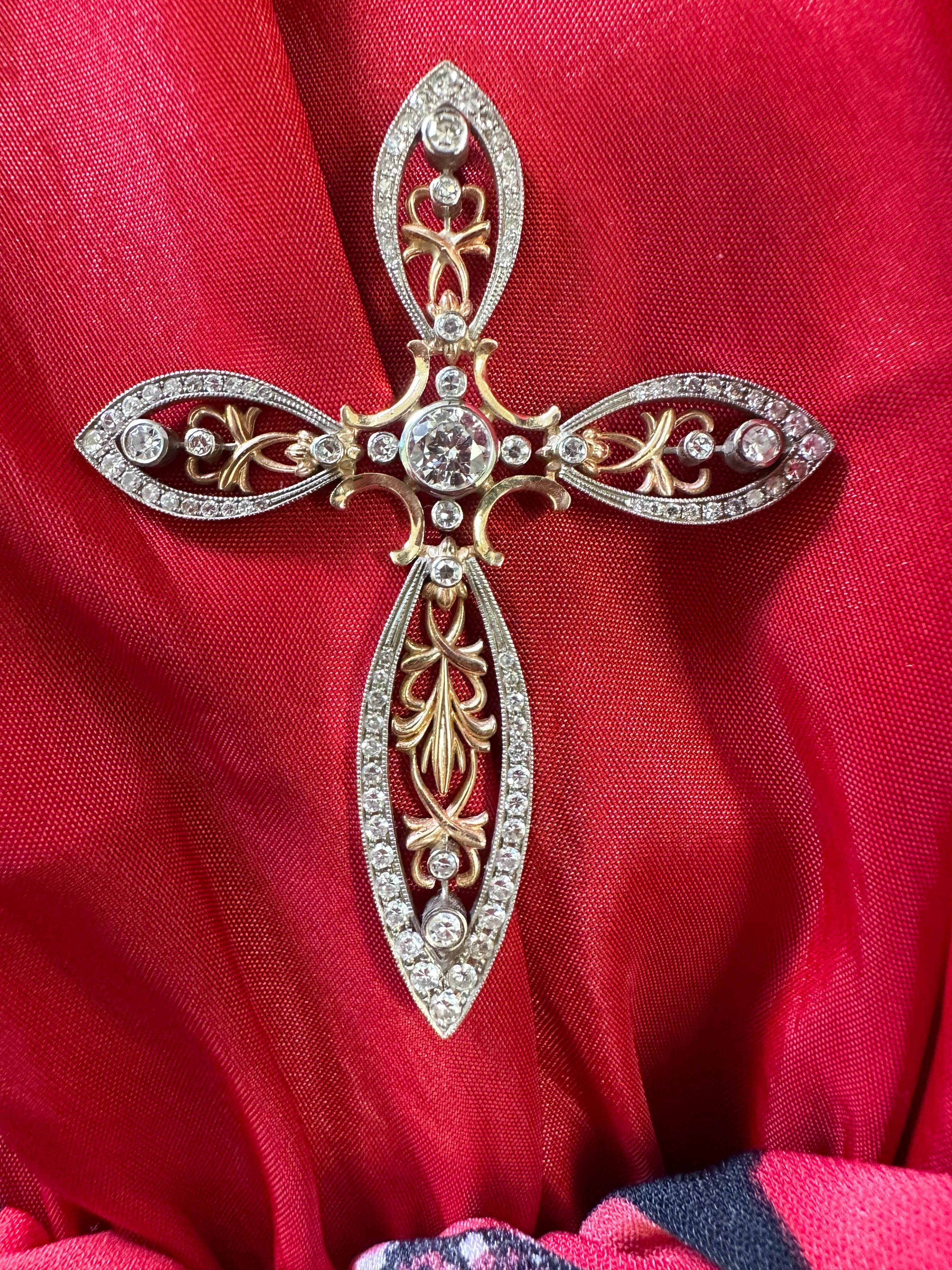 Stunning cross 14Kt gold 2 carats of diamonds HUGE For Sale 2
