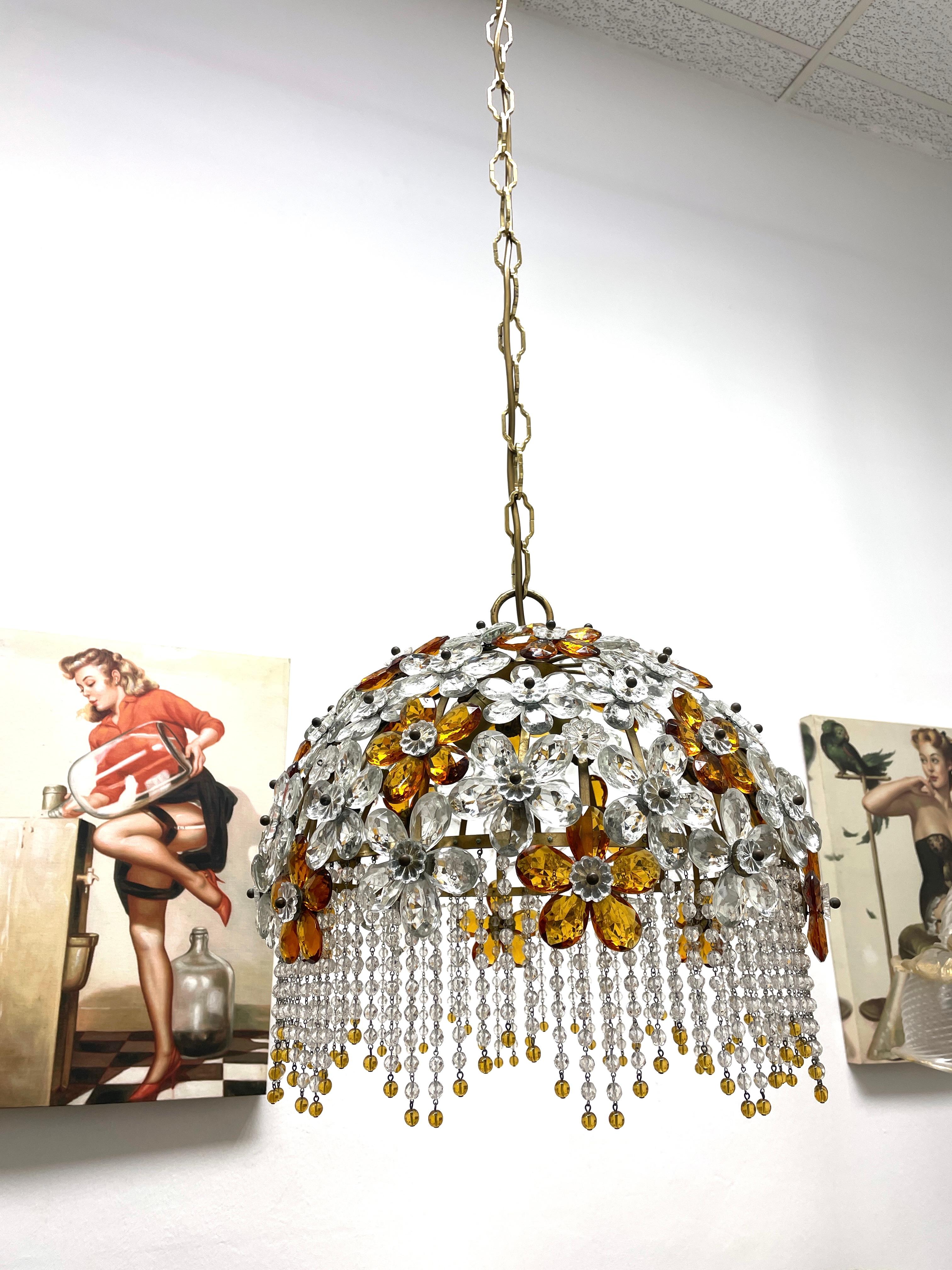 Mid-Century Modern Stunning Crystal Flower Chandelier Pendant Light Banci Italy, Vintage 1960s
