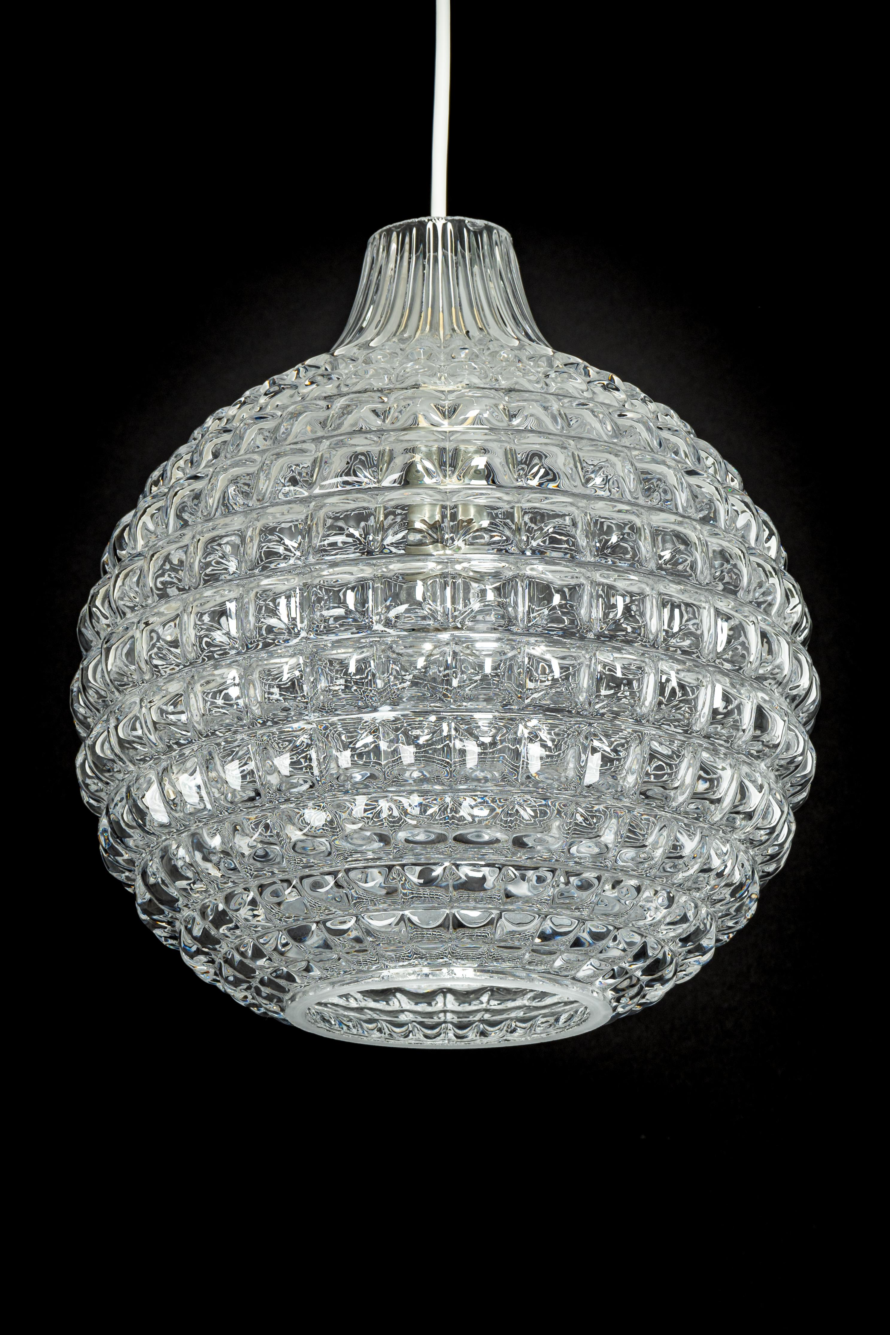 1 of 2 Stunning Crystal Glass Pendant Light, Peill & Putzler, Germany, 1970s For Sale 2