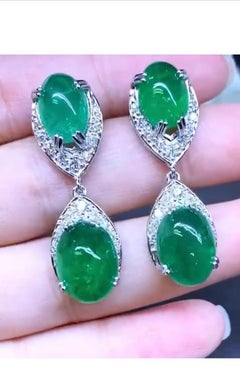 Stunning Ct 22, 30 of Zambia Emeralds and Diamonds on Earrings