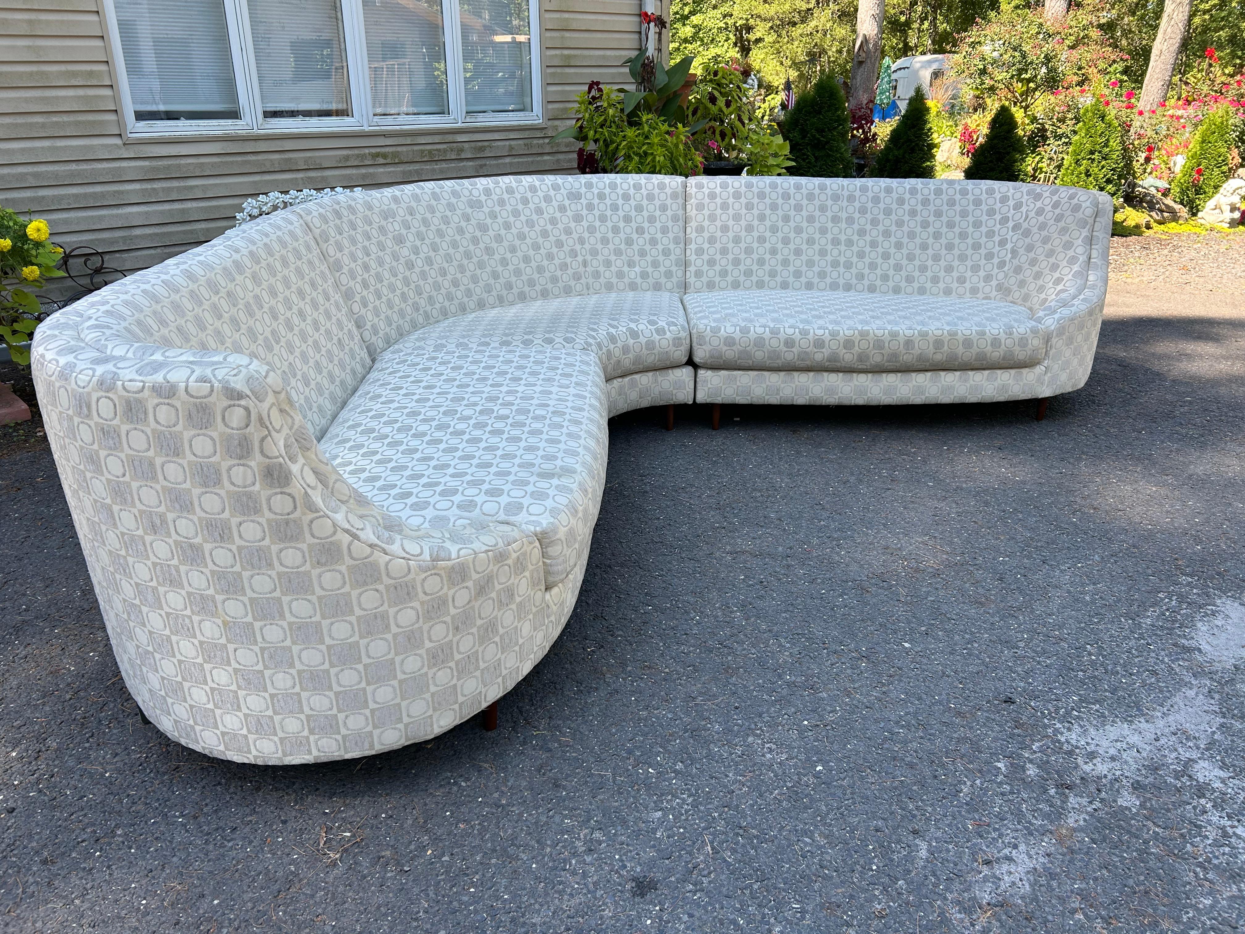 Mid-Century Modern Superbe canapé sectionnel 3 pièces incurvé de style Milo Baughman Carson's en vente