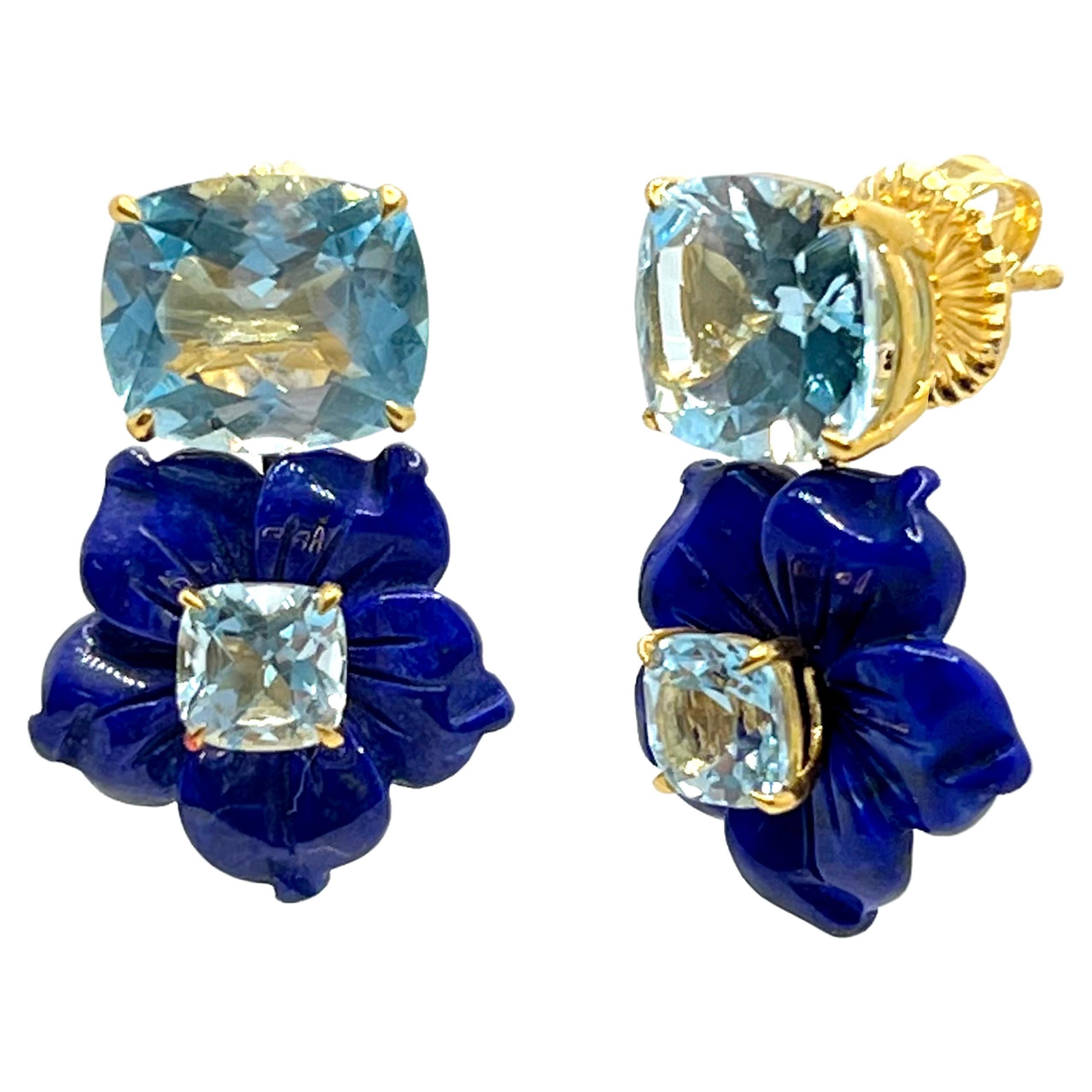 Superbes boucles d'oreilles en goutte à fleurs en topaze bleue taillée en coussin et lapis-lazuli sculpté en vente