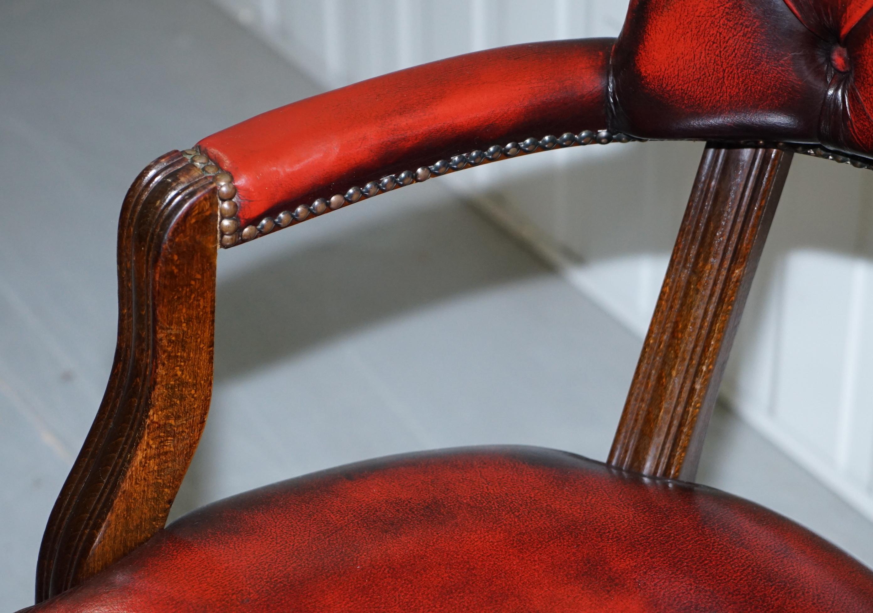 Hand-Crafted Stunning Cushioned Chesterfield Admirals Court Captains Oxblood Leather Chair