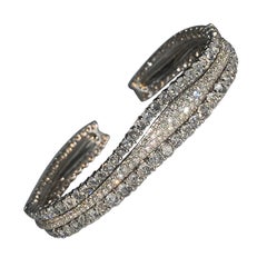 Stunning Custom Designed Rose and Brilliant Cut 6.77 Carat Diamond Bracelet
