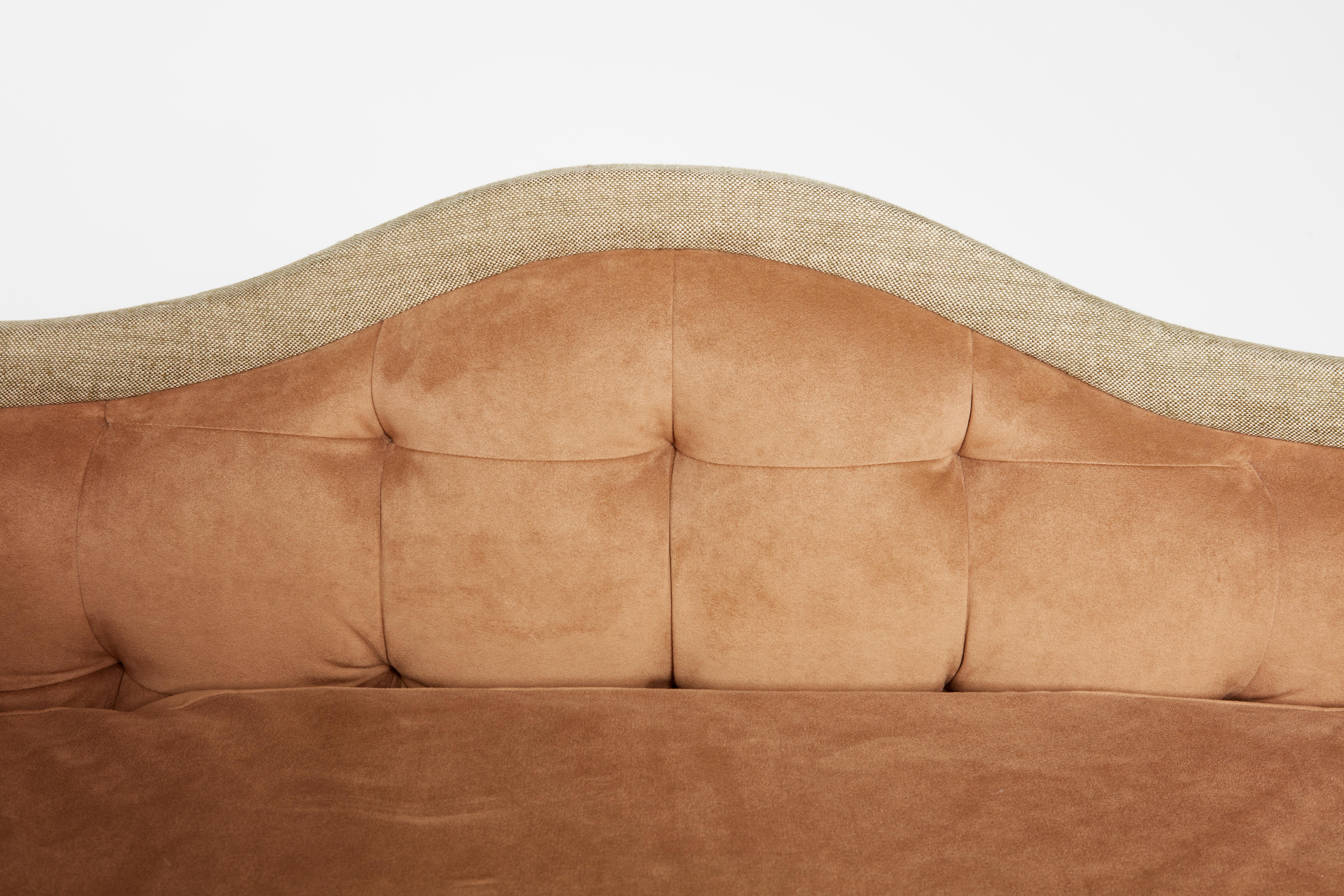 Tessuto Stupendo letto per cani completamente imbottito e su misura in vendita