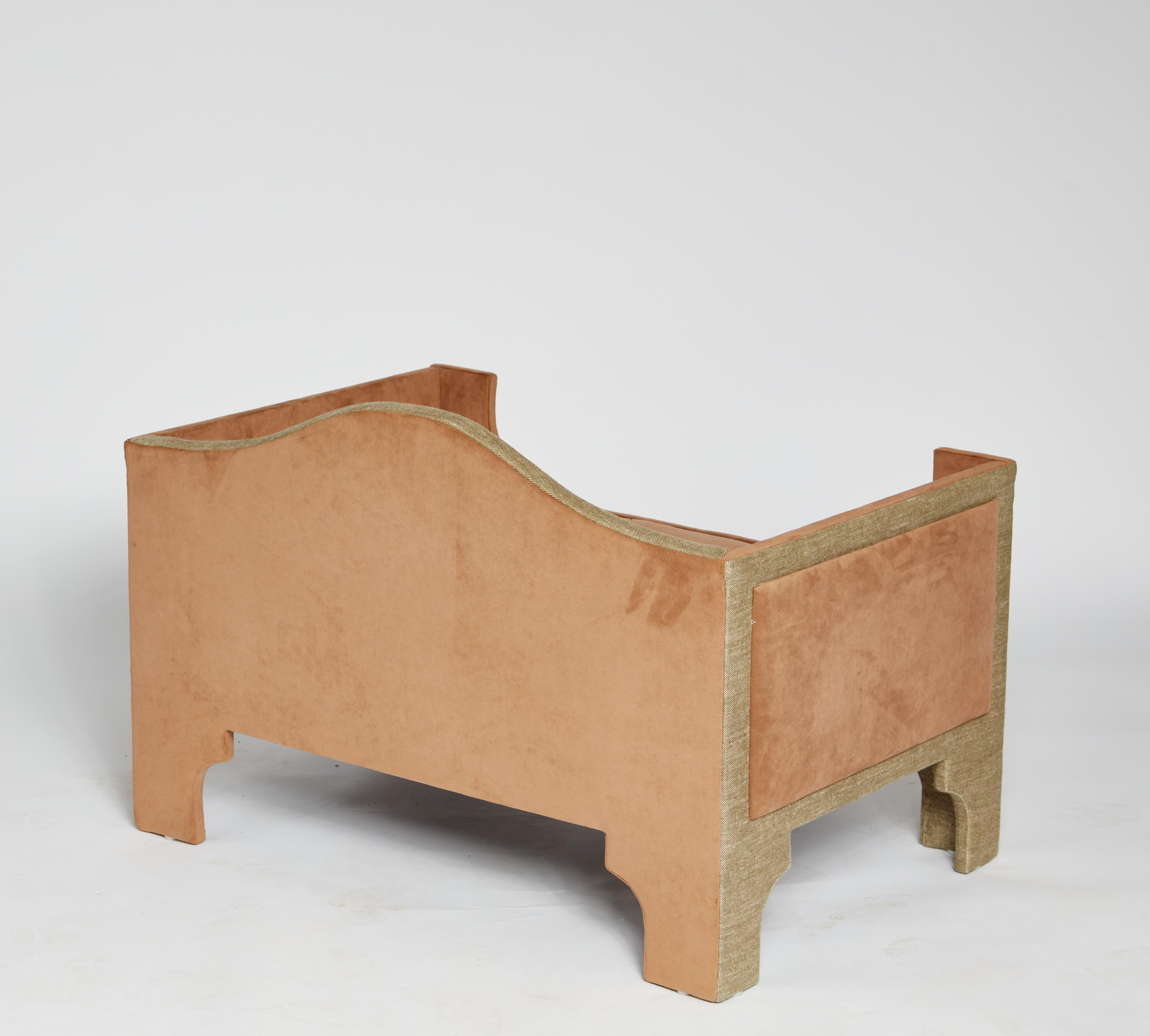 Stupendo letto per cani completamente imbottito e su misura in vendita 3