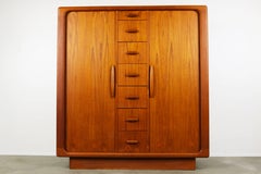 Stunning Danish Dresser or Gentleman’s Chest in Teak by Dyrlund, 1960