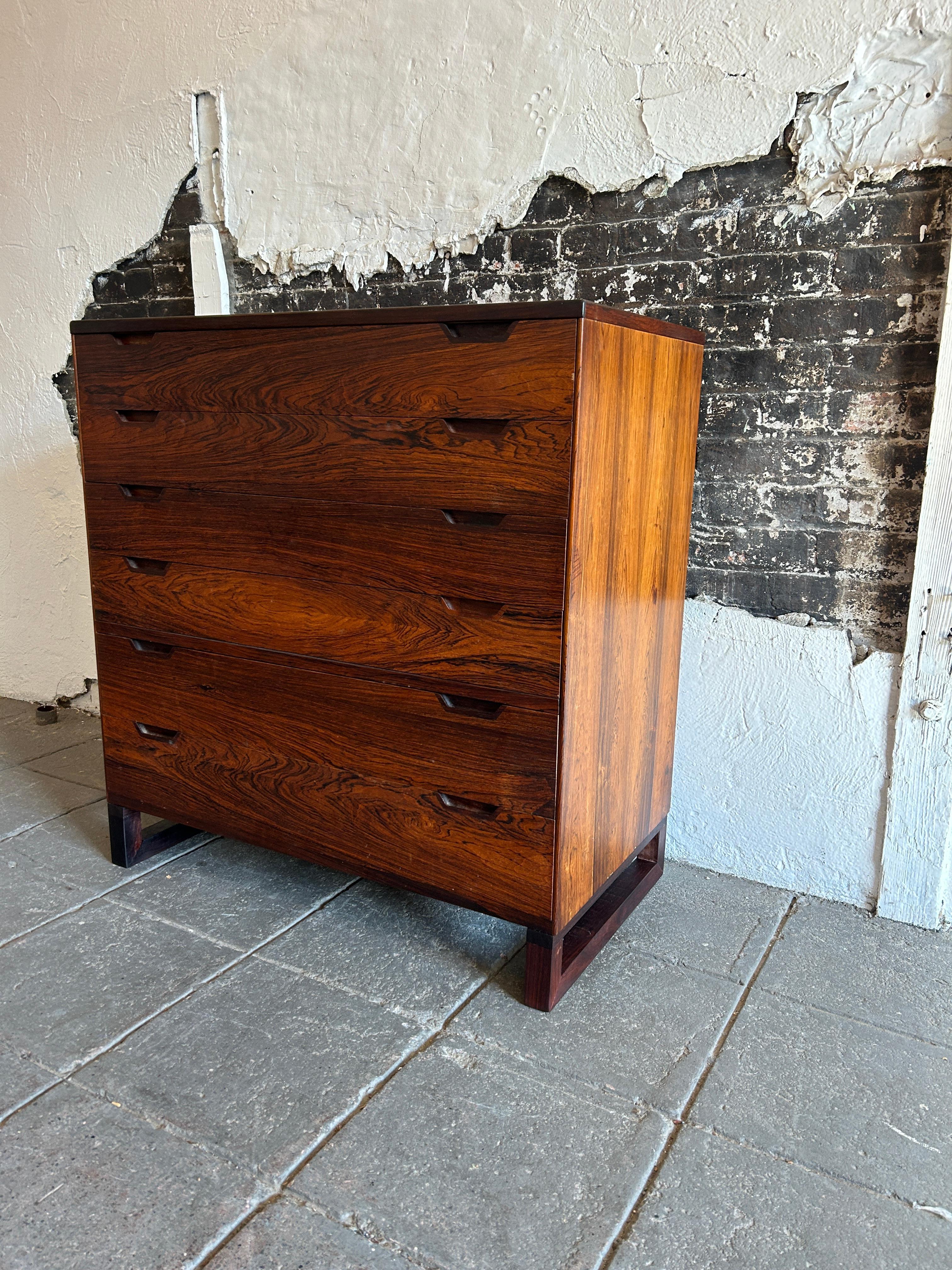 Stunning danish modern Svend Langkilde Rosewood 6 drawer tall dresser  4
