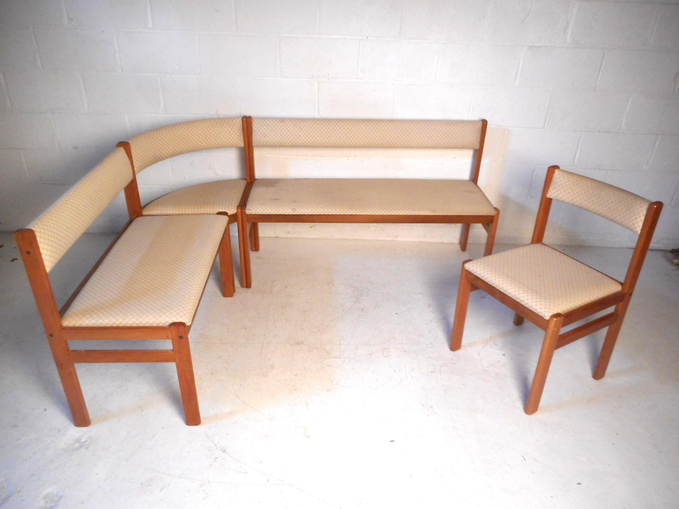 bench sectional