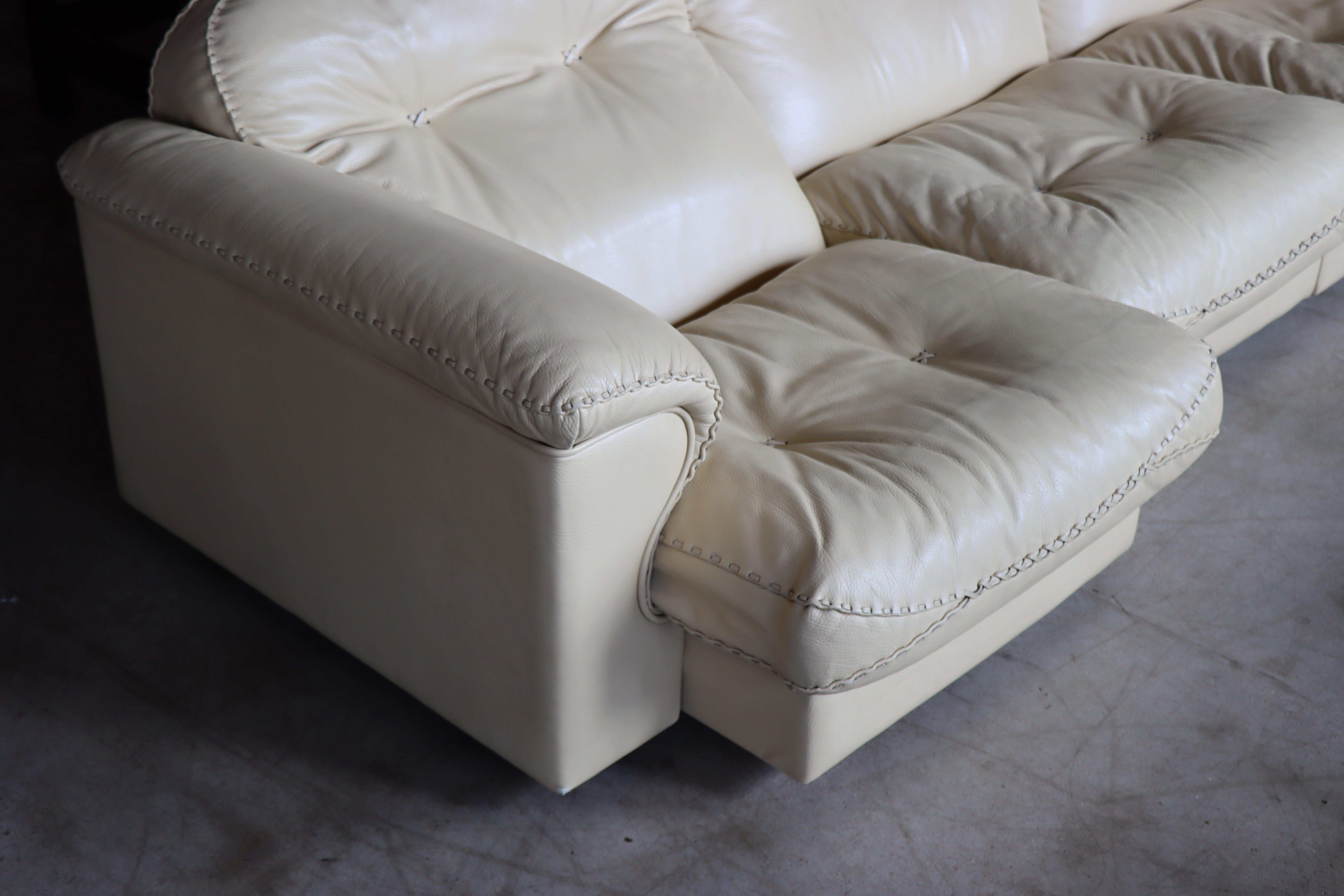 Stunning De Sede DS-101 Reclining Sofa in Light Butterscotch Leather im Angebot 4