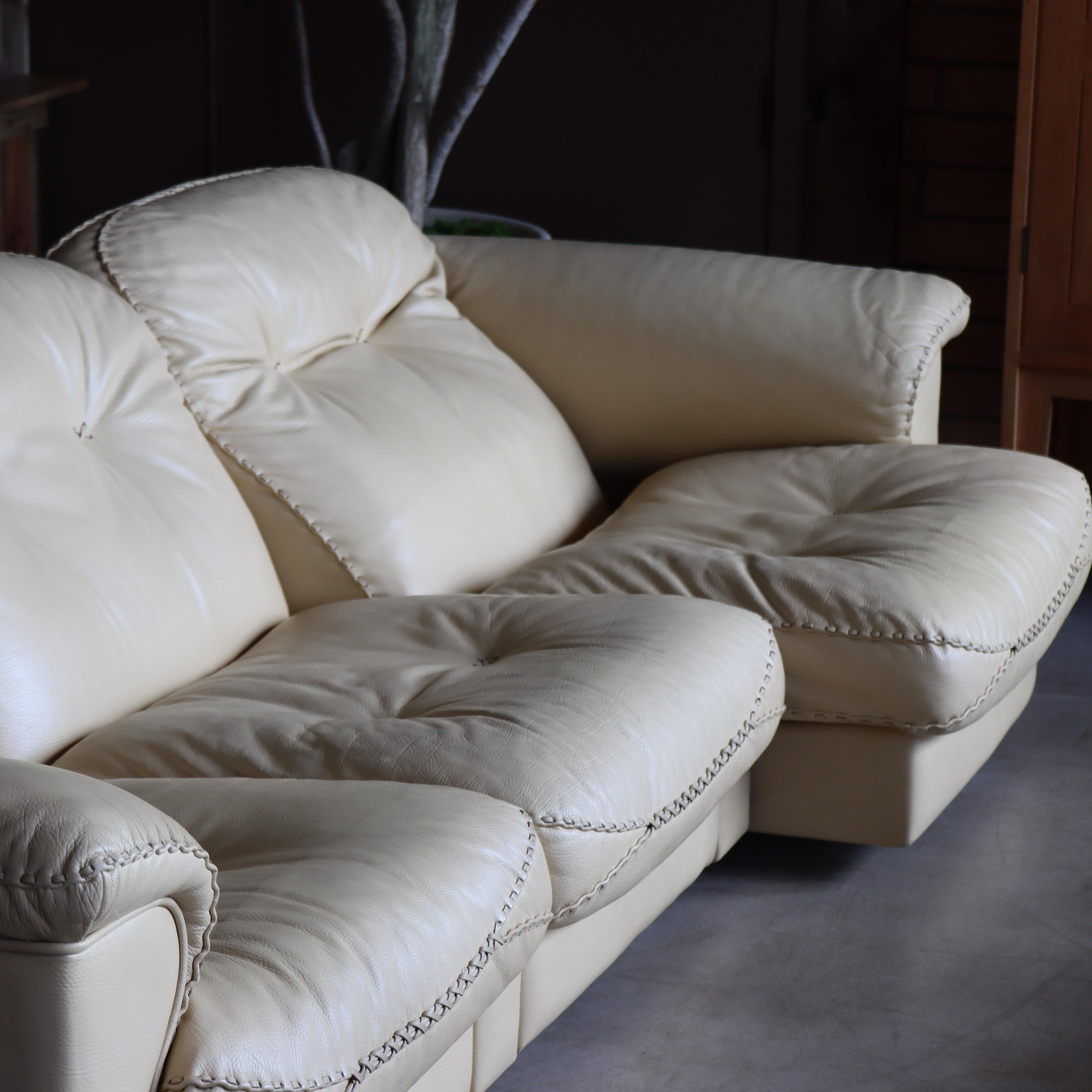 Stunning De Sede DS-101 Reclining Sofa in Light Butterscotch Leather im Angebot 1