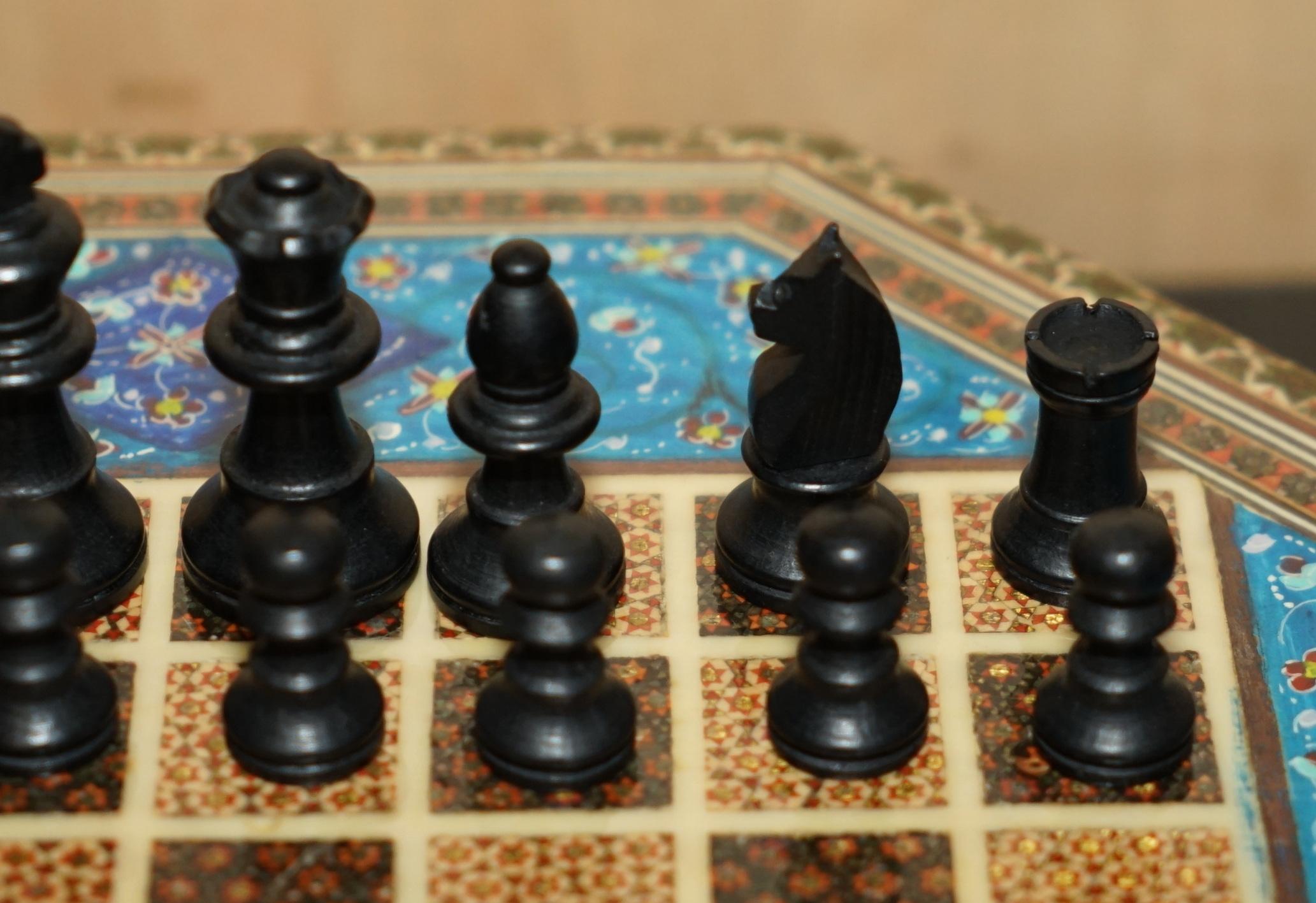 impresionante tablero de ajedrez antiguo con piezas de ajedrez de estilo stunton en venta 11