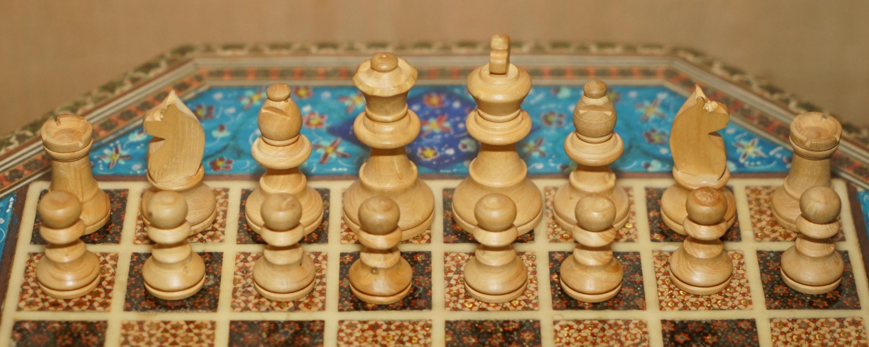 impresionante tablero de ajedrez antiguo con piezas de ajedrez de estilo stunton en venta 1