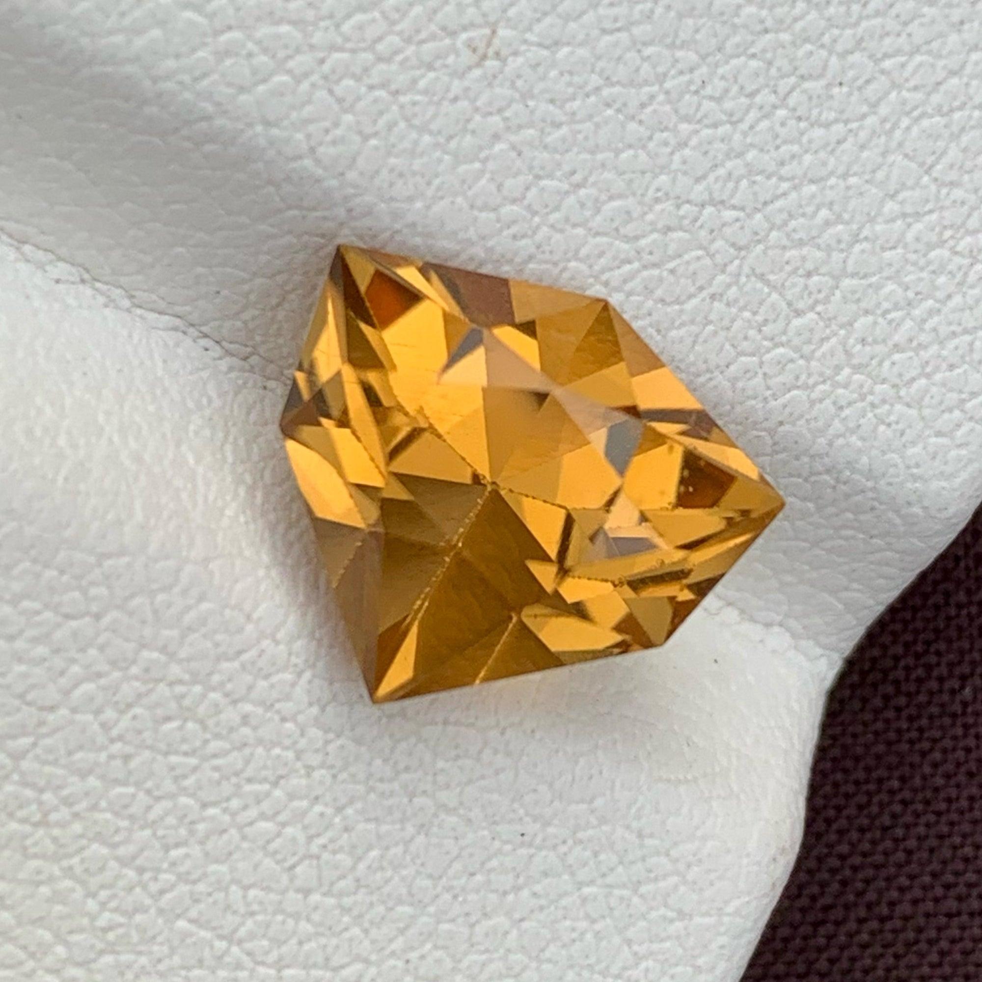 Trillion Cut Stunning Deep Yellow Loose Citrine Gemstone 4.50 Carats Citrine Jewelry For Sale
