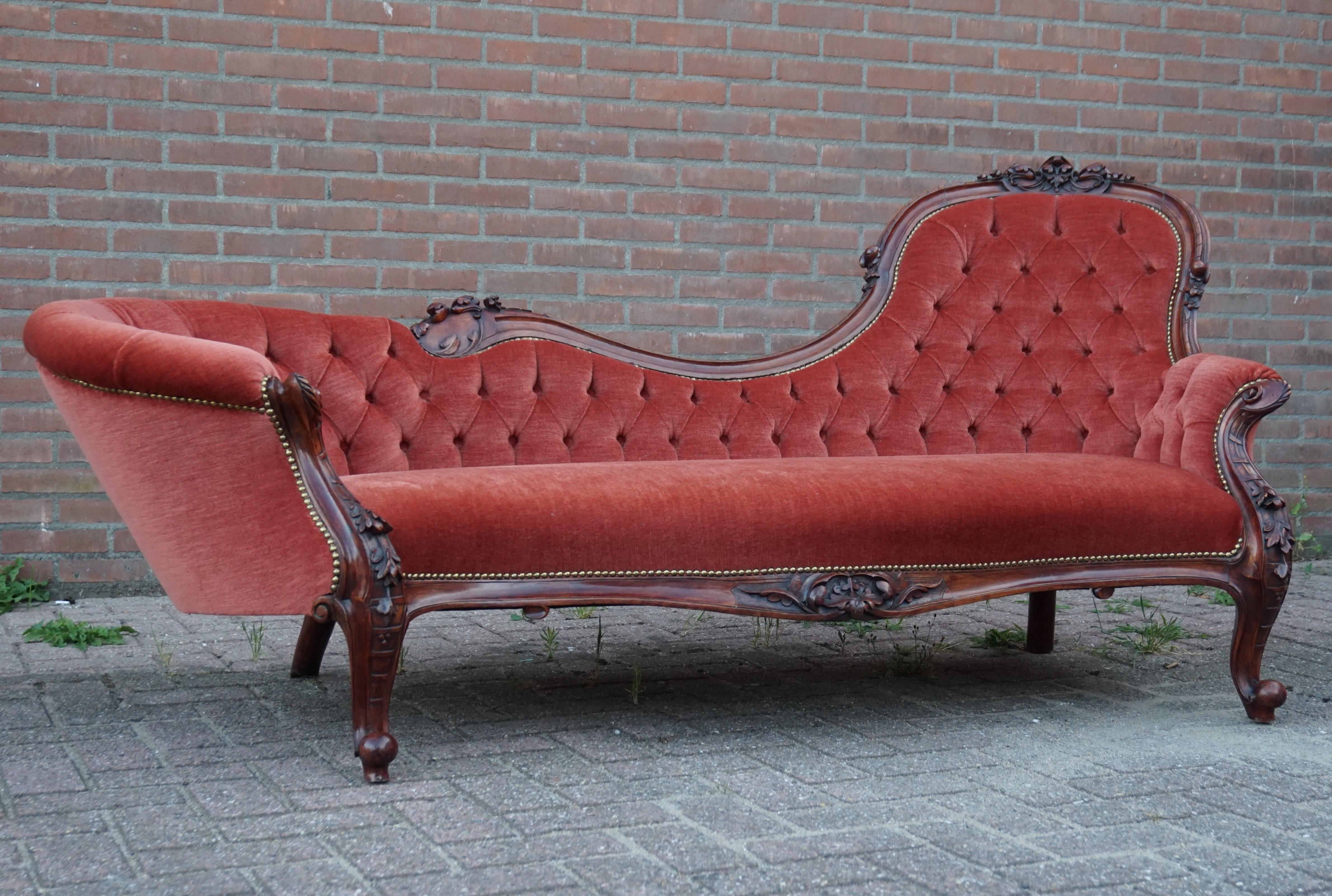 Stunning Design and Excellent Condition Antique Chaise Longue / Relaxing Chair 8