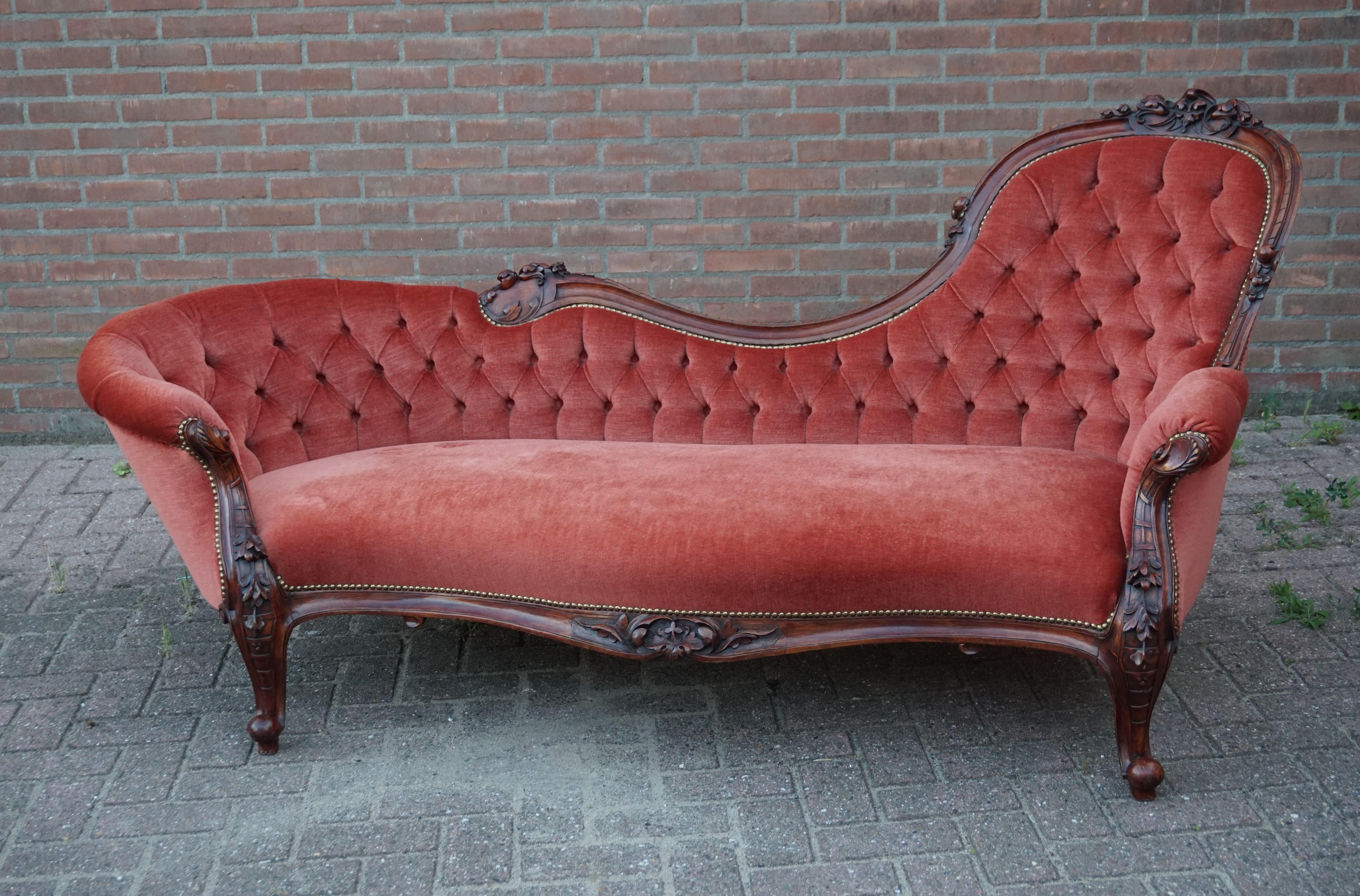 Incredibly stylish and very well made chaise lounge with perfect upholstery.

This is the most amazing design, the most comfortable, the best quality made and the best condition antique chaise lounge that we ever had the pleasure of offering. After