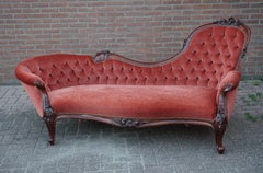Stunning Design and Excellent Condition Antique Chaise Longue / Relaxing Chair