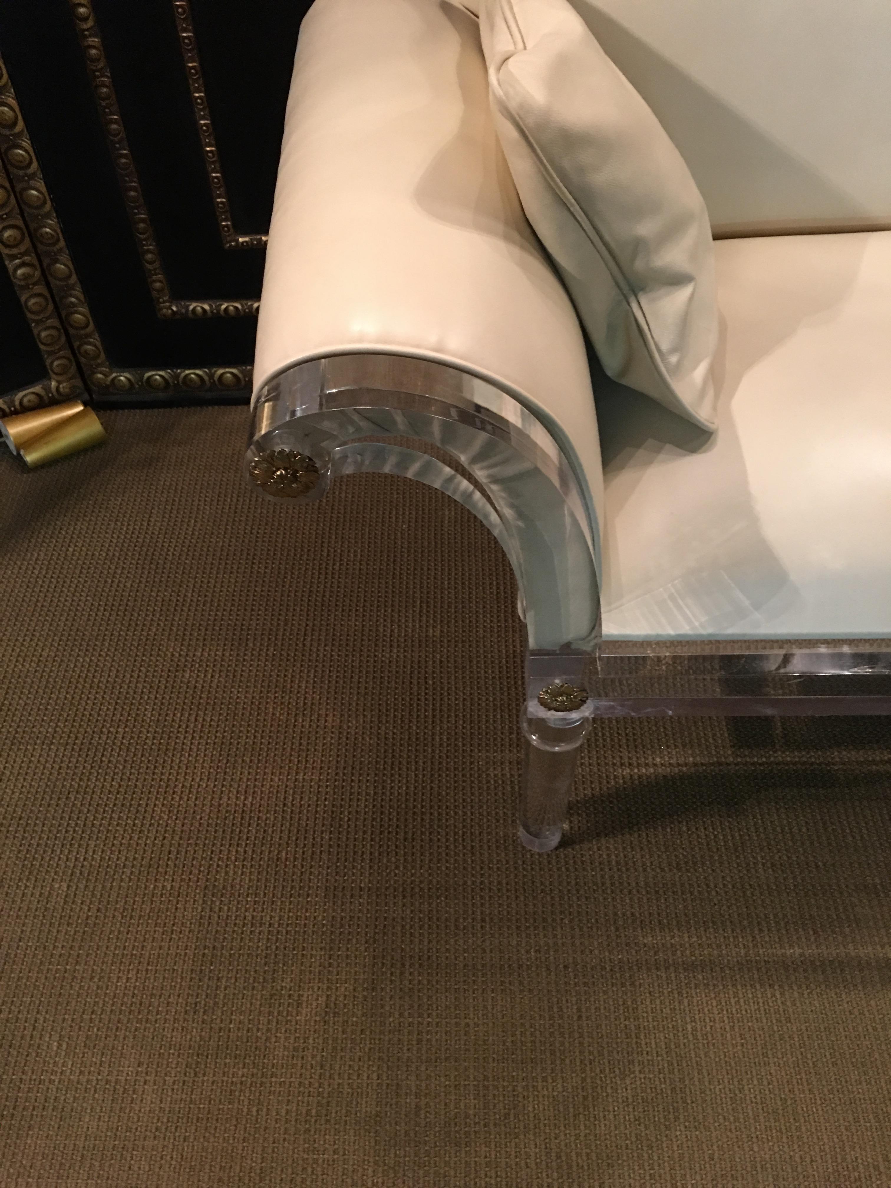 Stunning Design Sofa Unique Design with Crystal Clear Acrylic In Good Condition In Berlin, DE