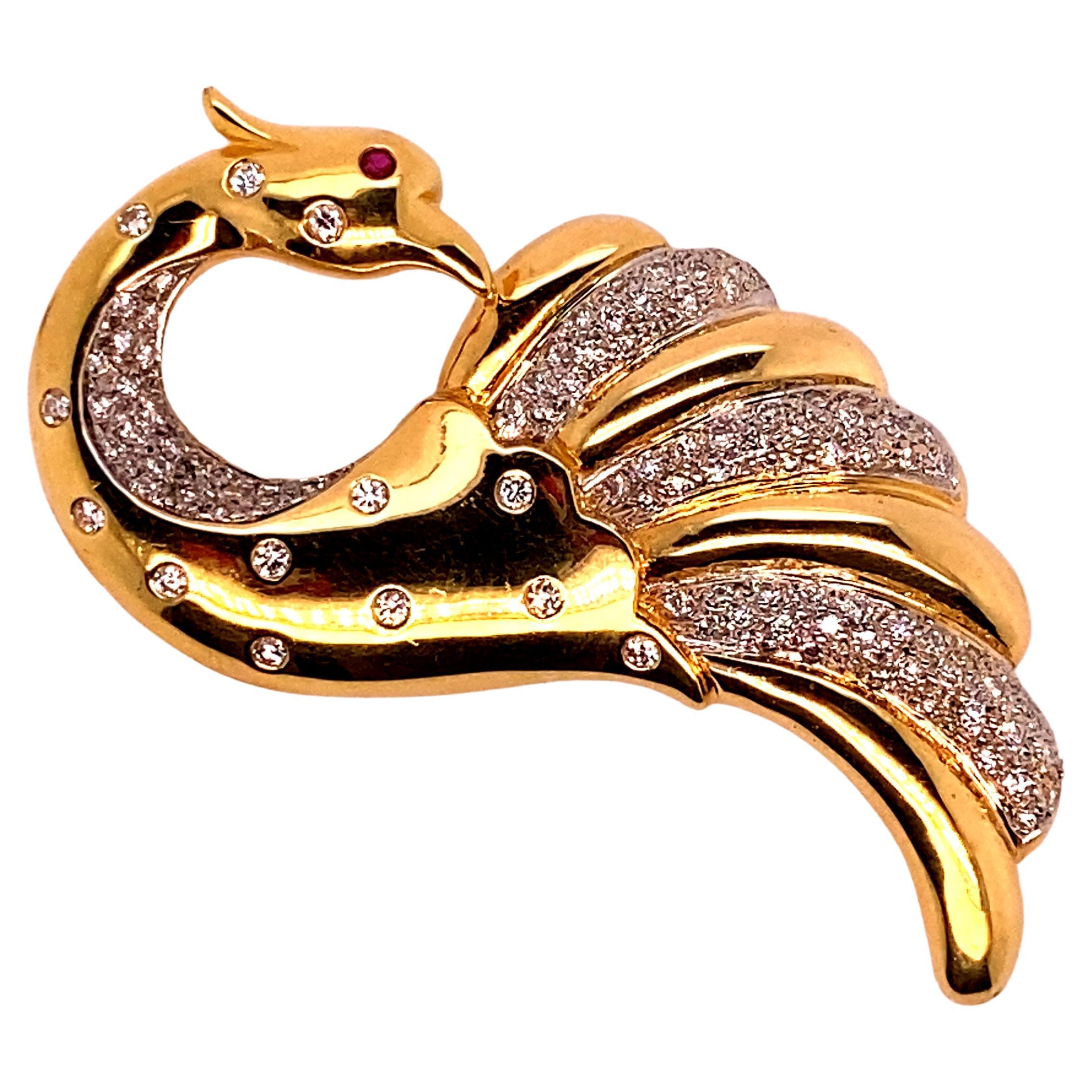 Stunning Diamond and 18 Karat Yellow Gold Peacock Pin