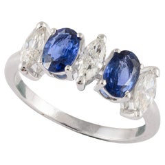 Bague de fiançailles pour elle en or blanc massif 18kt avec diamant et saphir bleu