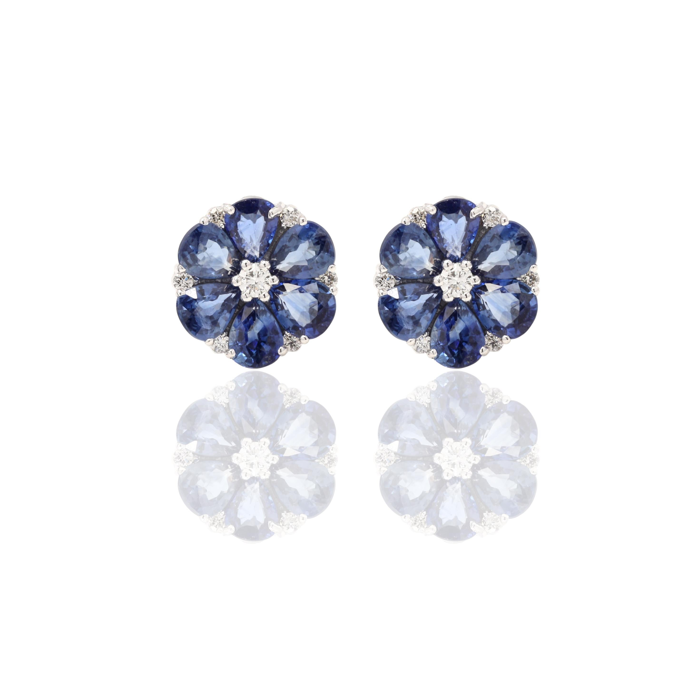 Contemporary Stunning Floral Diamond and Sapphire Stud Earring Embedded in 18K White Gold For Sale