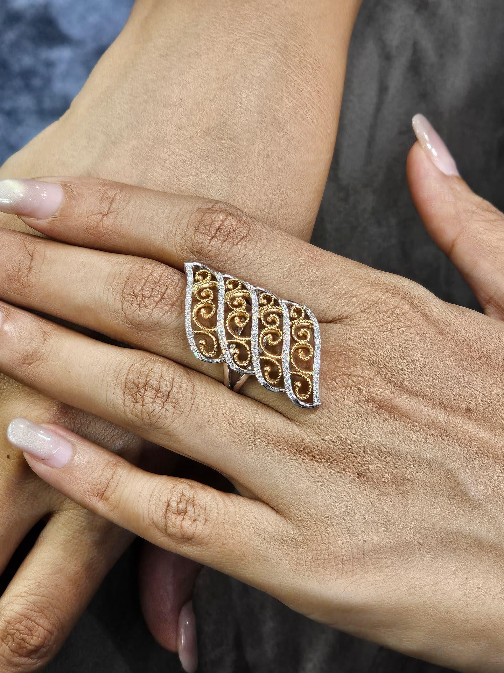Atemberaubender Diamant-Kleidring aus 18 Karat Weißgold mit Diamant (Rundschliff) im Angebot