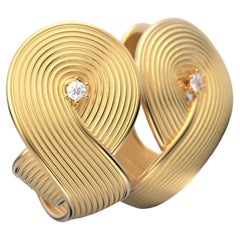 Superbes boucles d'oreilles en or 14 carats et diamants, fabriquées en Italie. Fait uniquement sur commande.