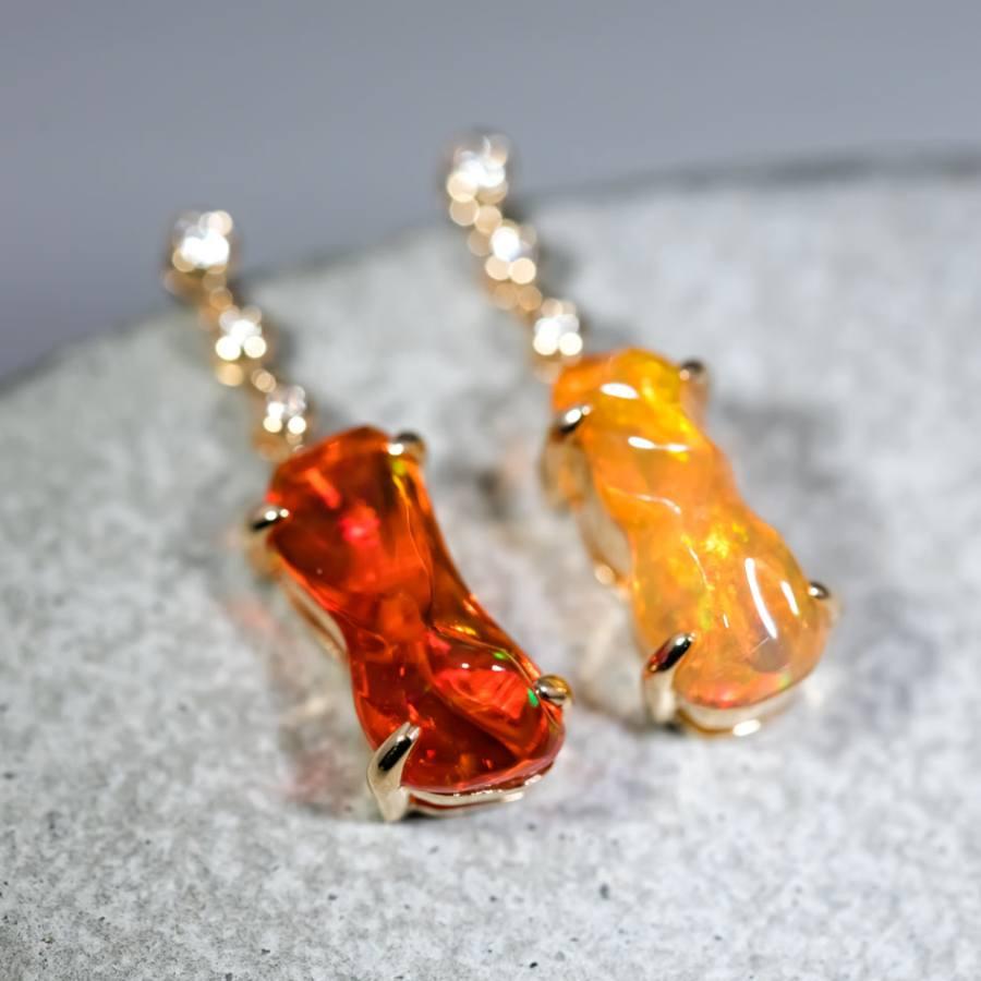Stunning Diamond Mexican Fire Opal Asymmetric Drop Earrings in 18K Yellow Gold In New Condition For Sale In Suwanee, GA