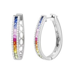 Boucles d'oreilles créoles en or blanc 14K avec diamants, saphirs et rubis