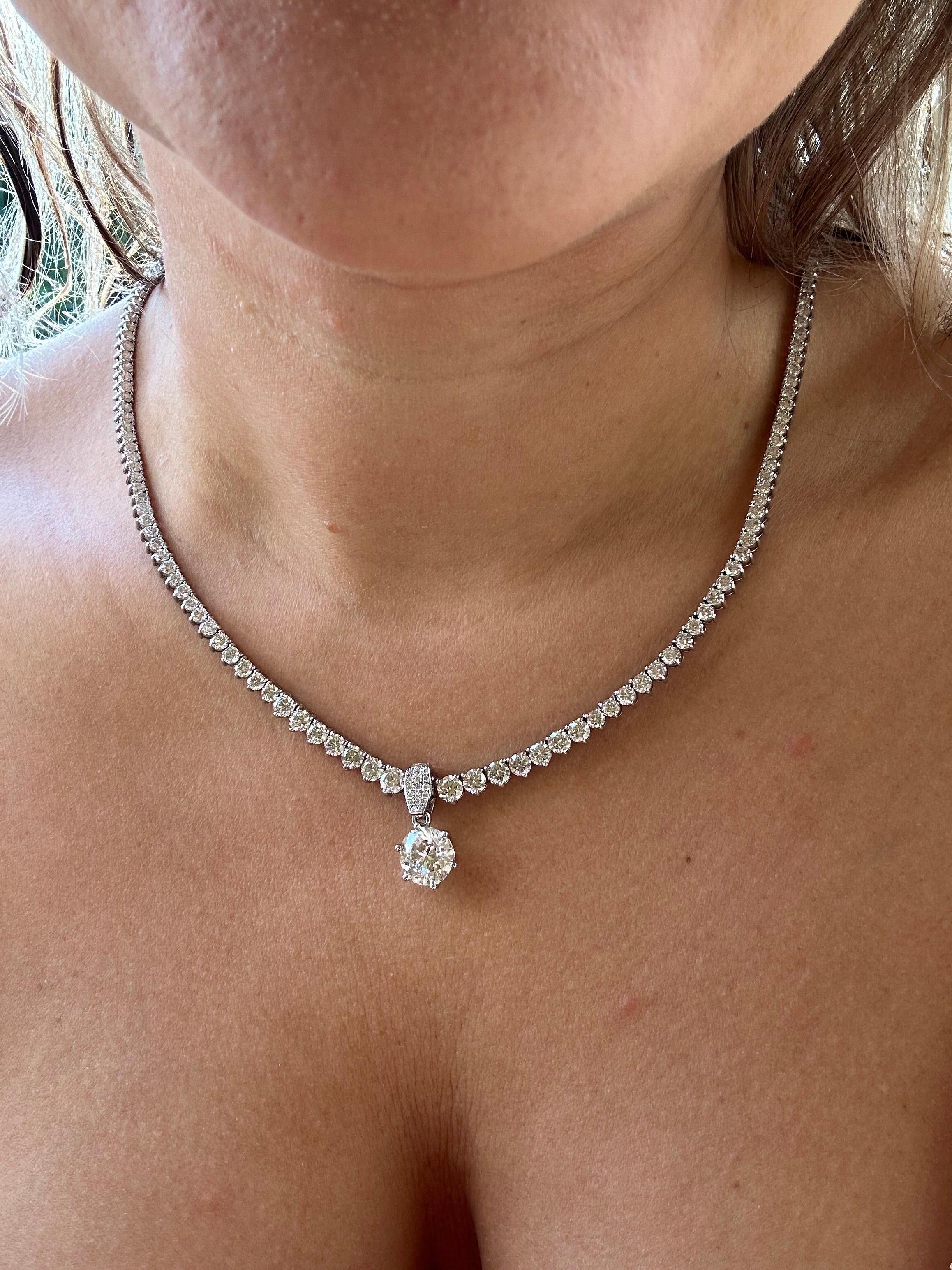 Stunning diamond necklace over 20 carats in 18KT gold For Sale 1