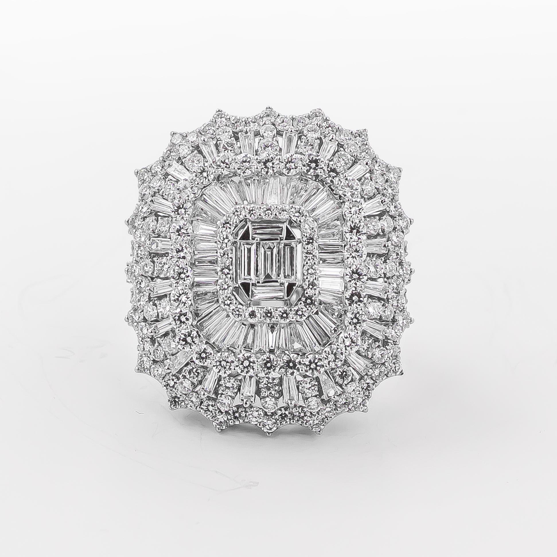 Women's Stunning Diamond Ring 7.80 Carat 18 Karat White Gold