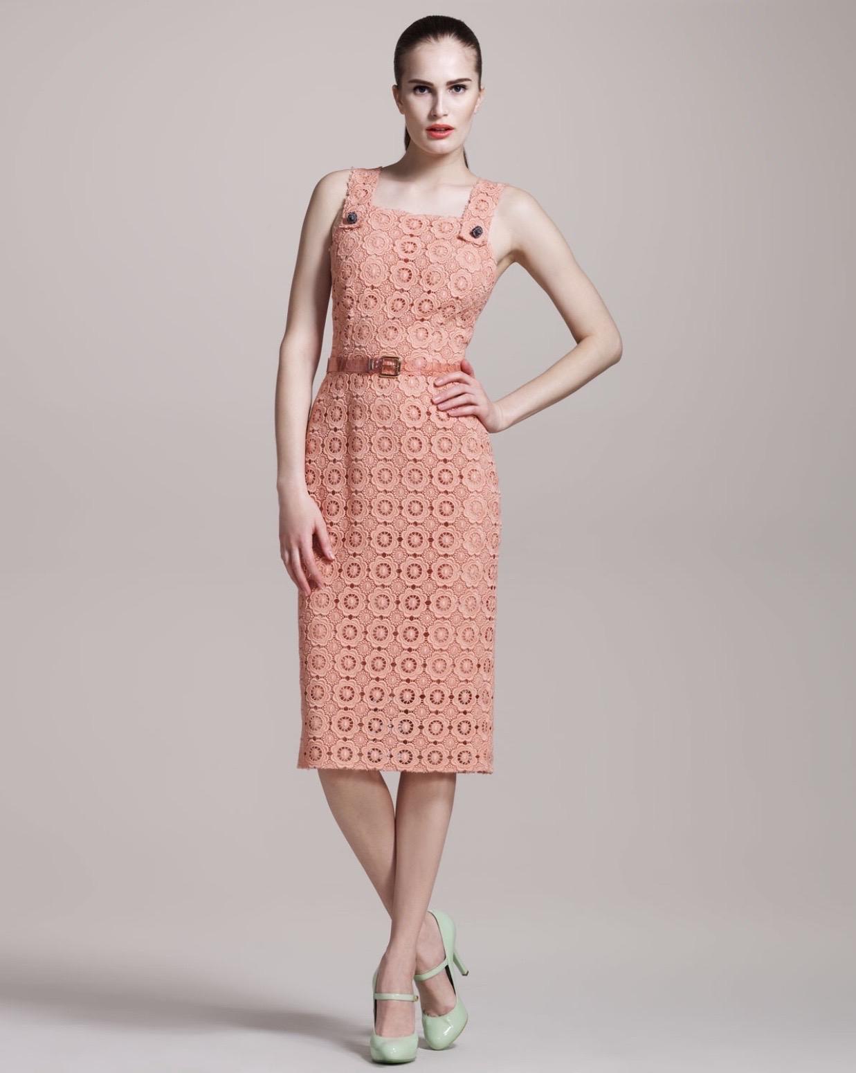Stunning Dolce & Gabbana Coral Eyelet Shift Dress with Jeweled Button Details In Excellent Condition In Switzerland, CH