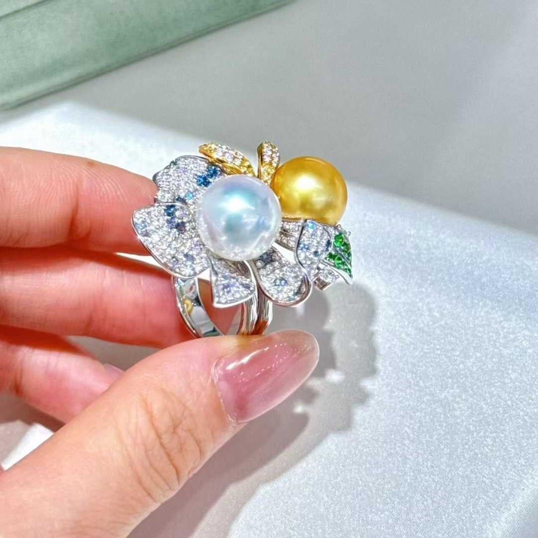 En vente :  Superbe bague à double perle et diamant floral - Eze Jewelry 3