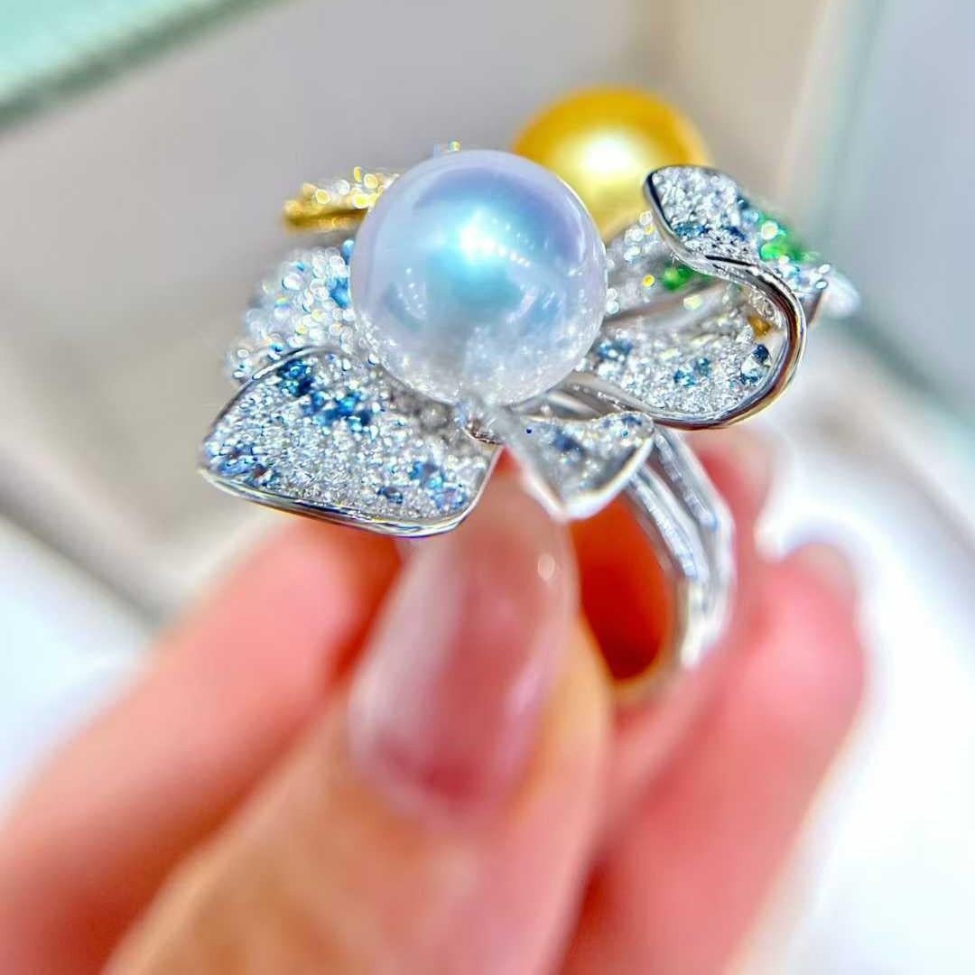 En vente :  Superbe bague à double perle et diamant floral - Eze Jewelry 5