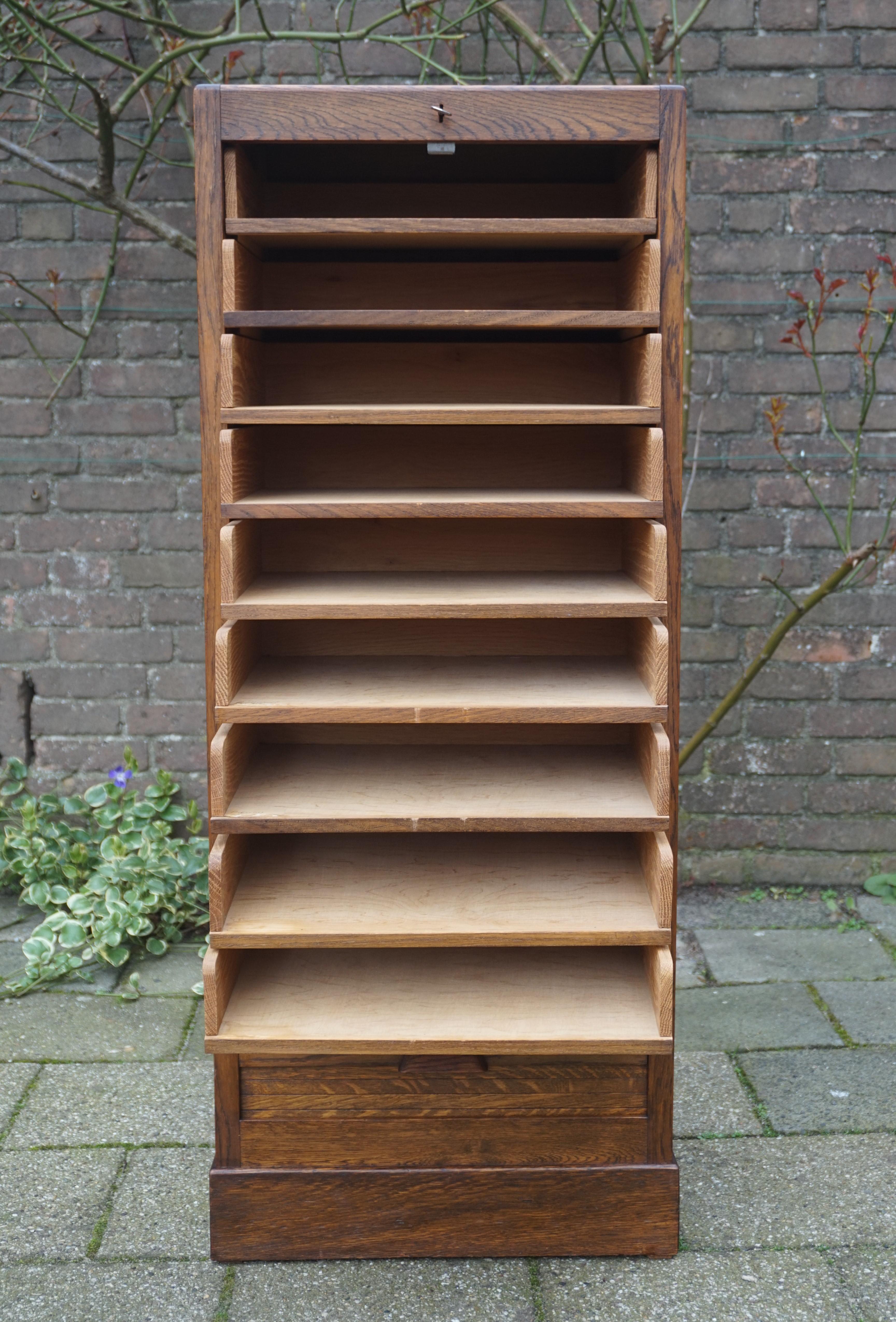 Stunning Dutch Arts & Crafts Filing Cabinet with Roller Door & 9 Perfect Drawers In Excellent Condition In Lisse, NL