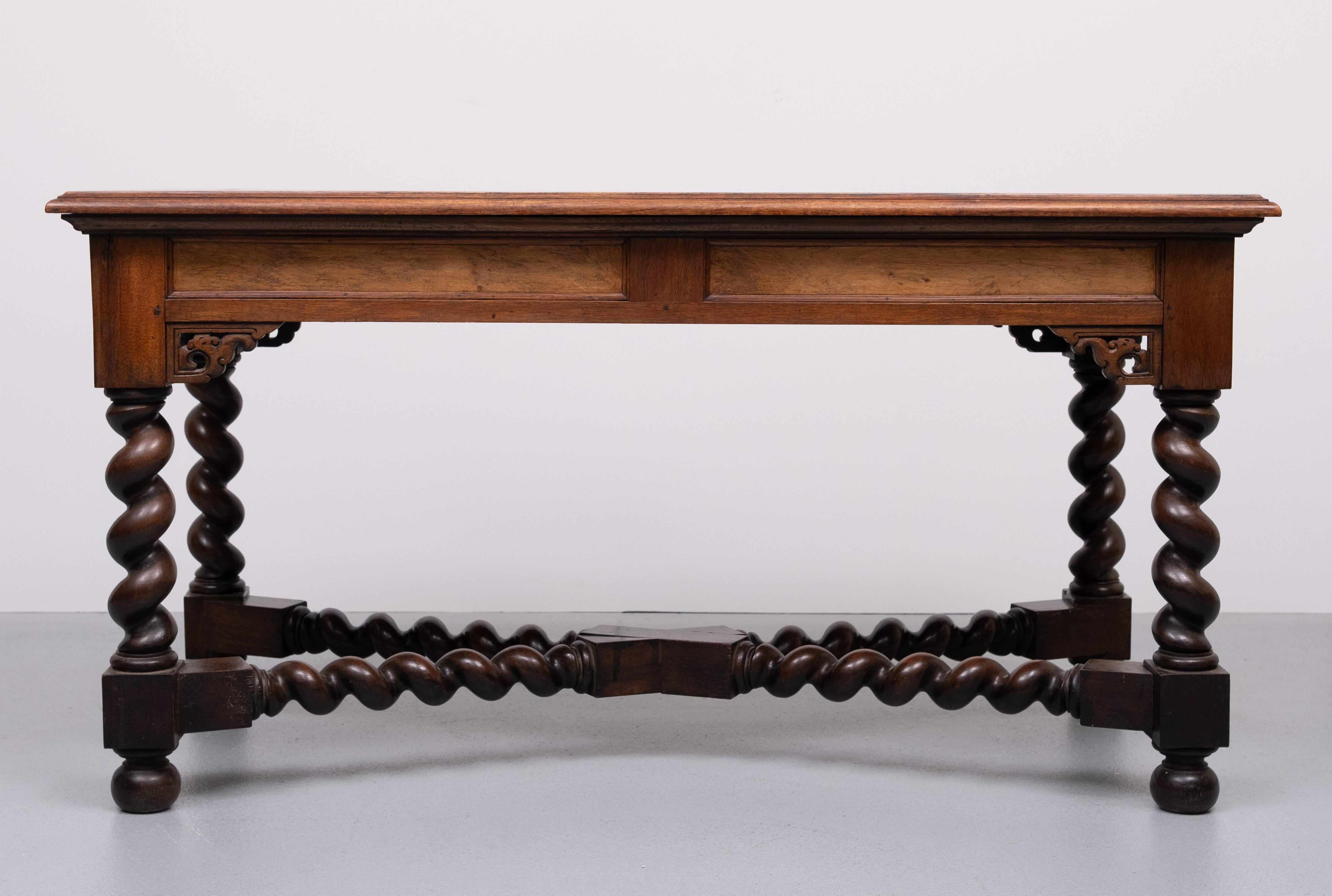 Superbe table d'écriture ou de salon coloniale néerlandaise du début du 19ème siècle Bon état - En vente à Den Haag, NL