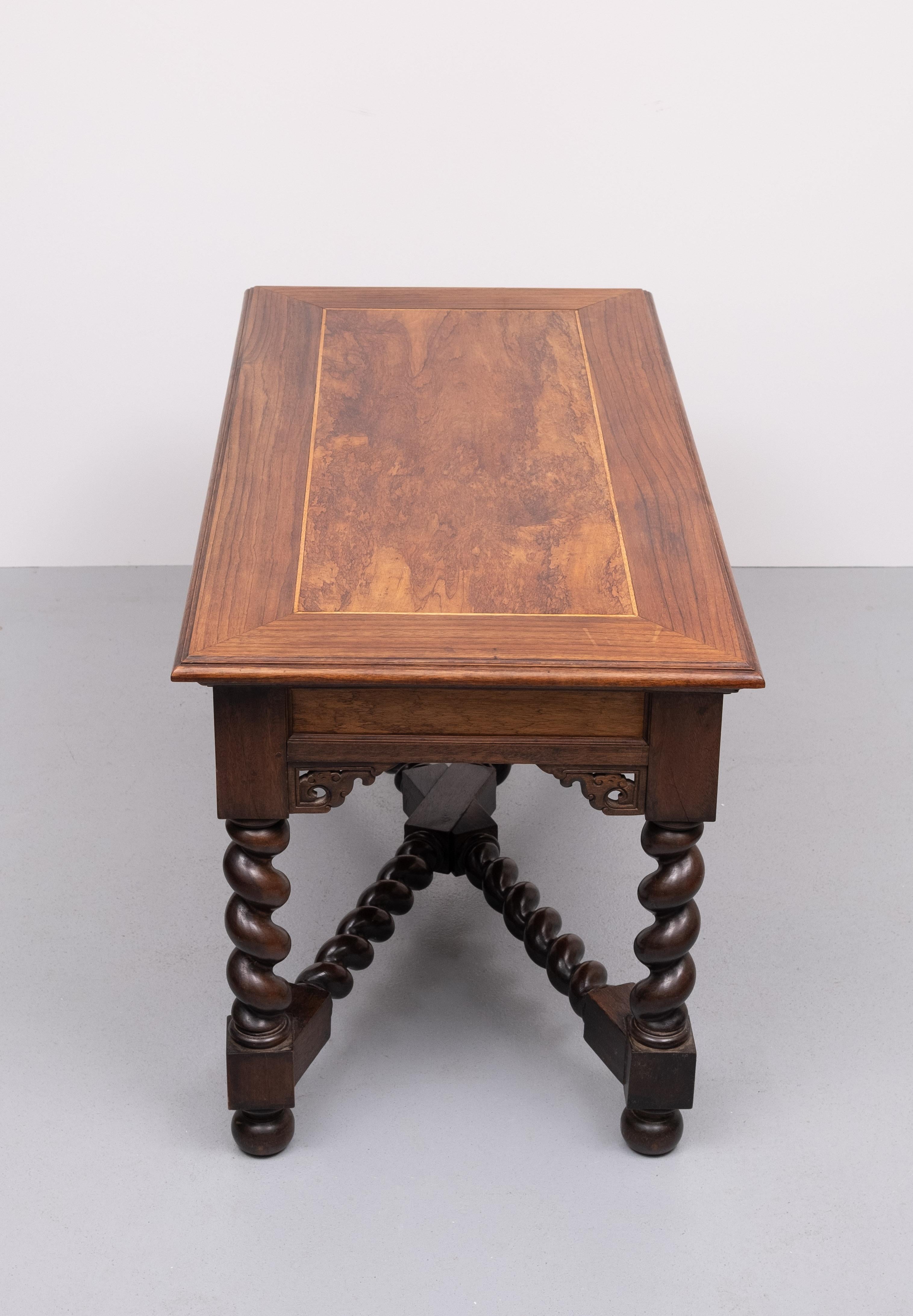 Superbe table d'écriture ou de salon coloniale néerlandaise du début du 19ème siècle en vente 1