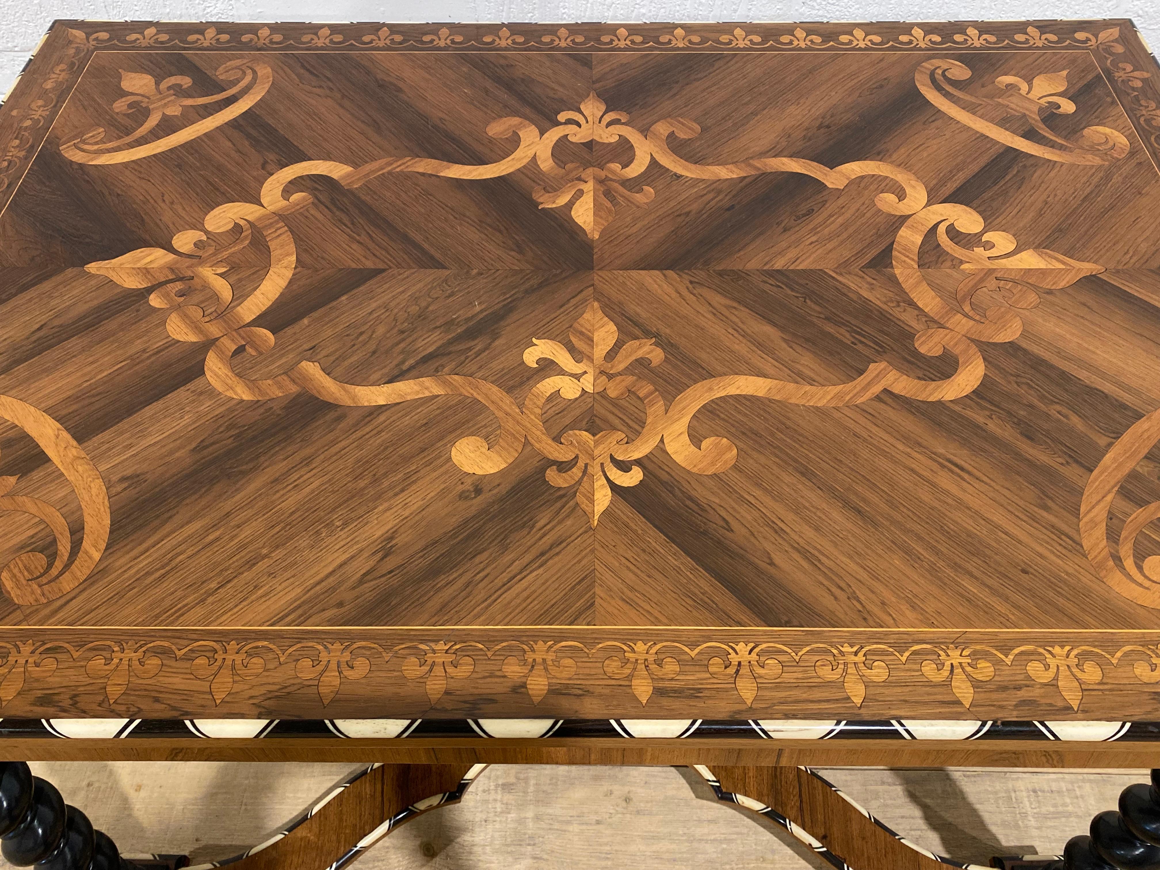 Stunning Dutch Rosewood Marquetry Centre Table For Sale 1