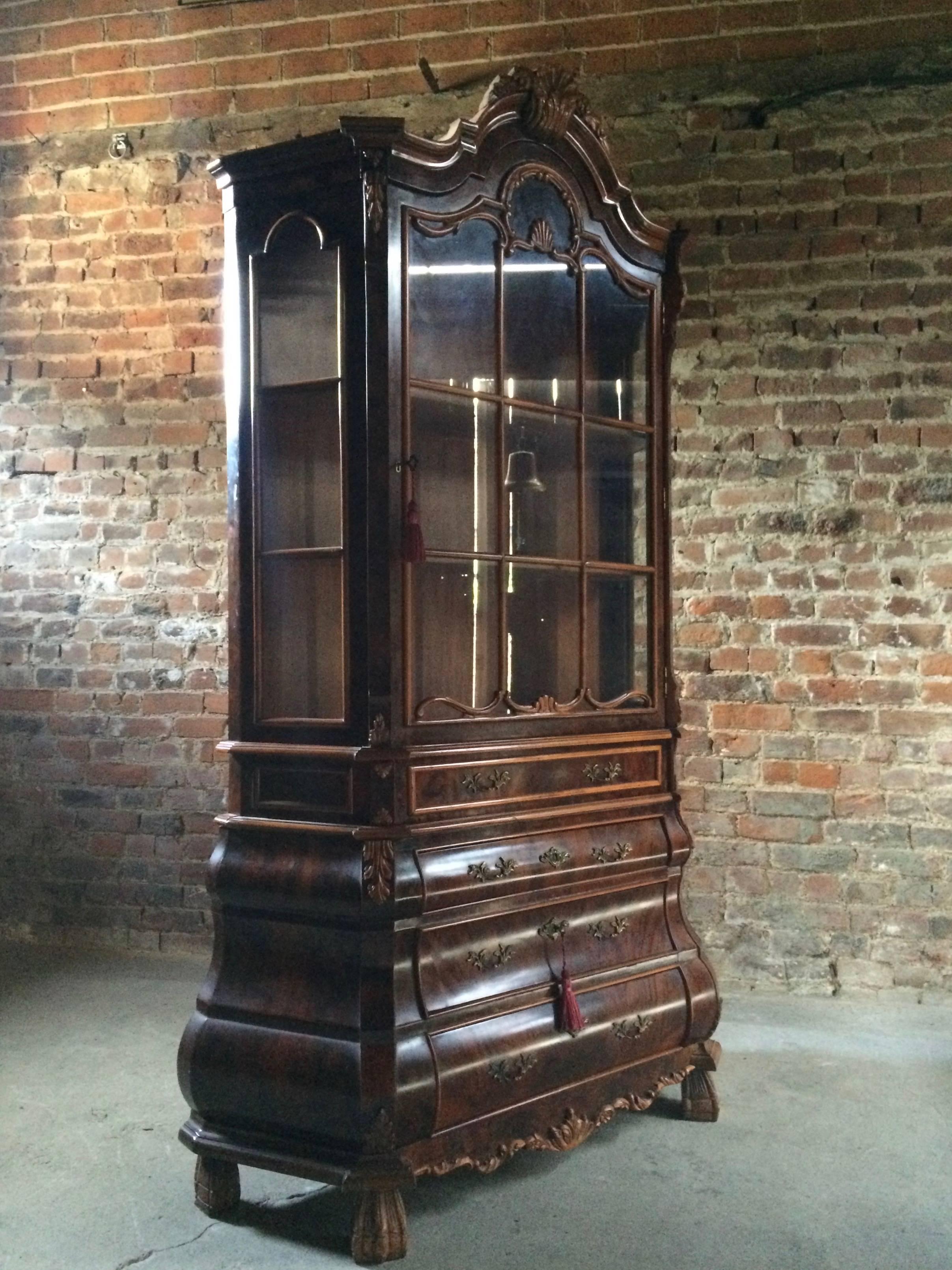 Dutch Colonial Stunning Dutch Walnut Display Cabinet Vitrine Bombe De Commode, 20th Century