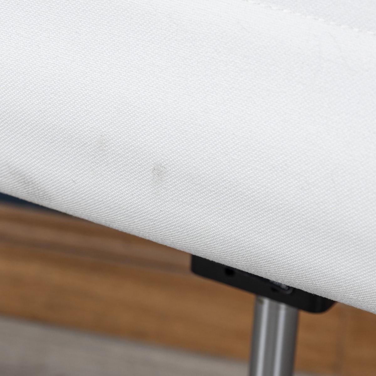 Atemberaubender EA217 Eames-Stuhl aus „Weißem Schnee“-Leder von Vitra im Angebot 11