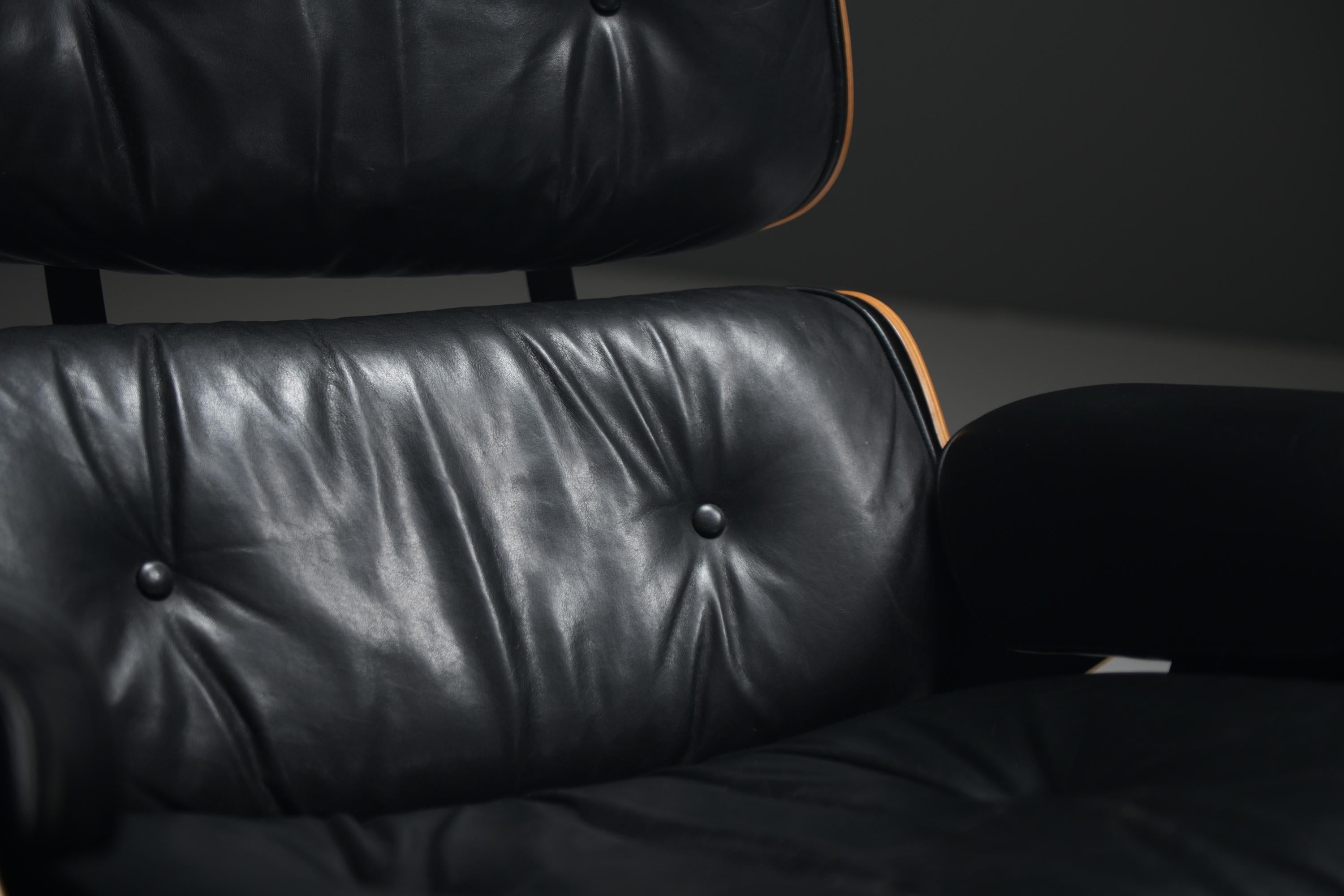 20th Century Stunning Eames lounge chair set & ottoman by Ray & Charles Eames - Herman Miller For Sale