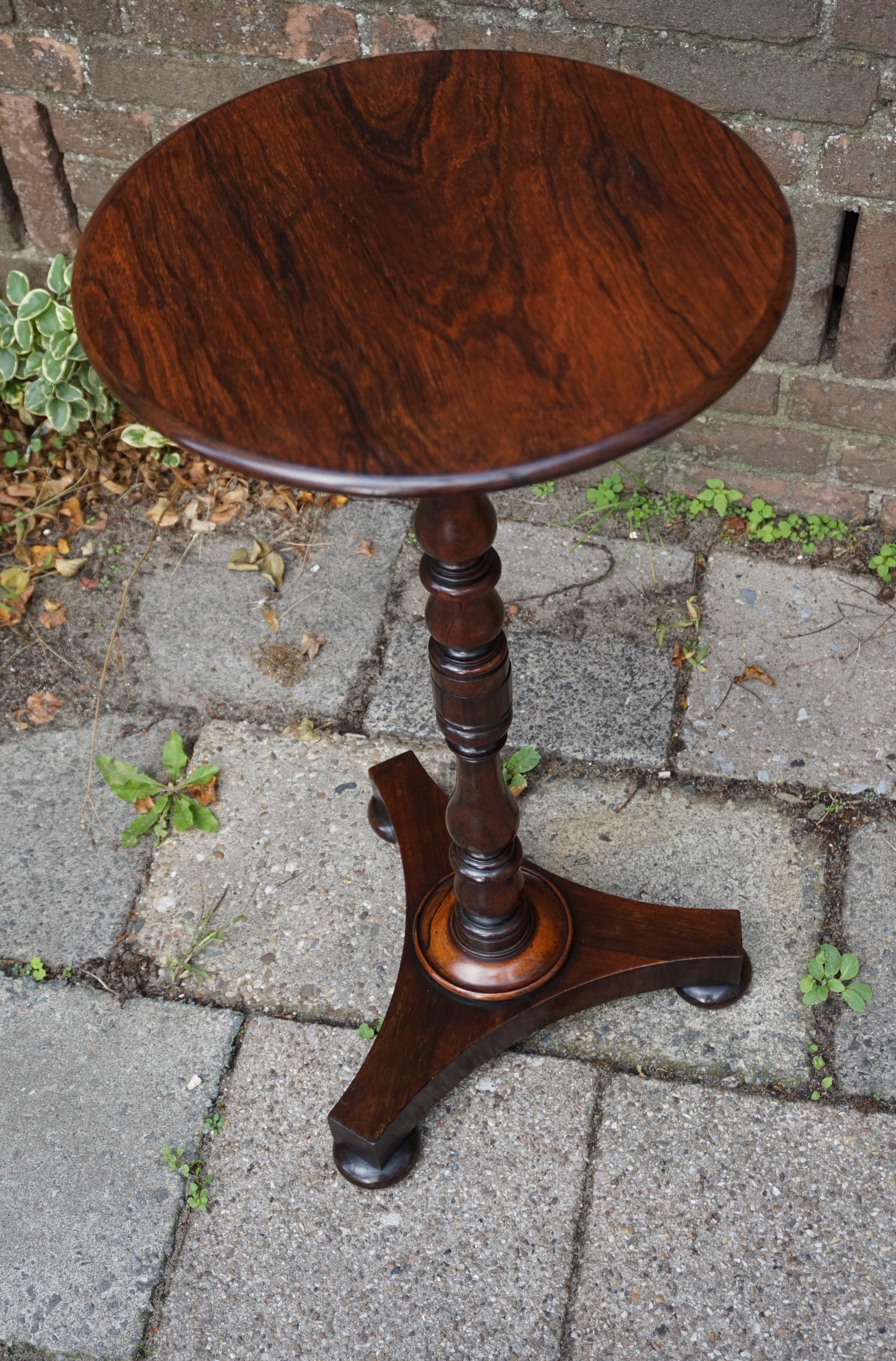 Stunning Early 1800s Georgian Tripod Wine Table / End Table with Amazing Patina 9