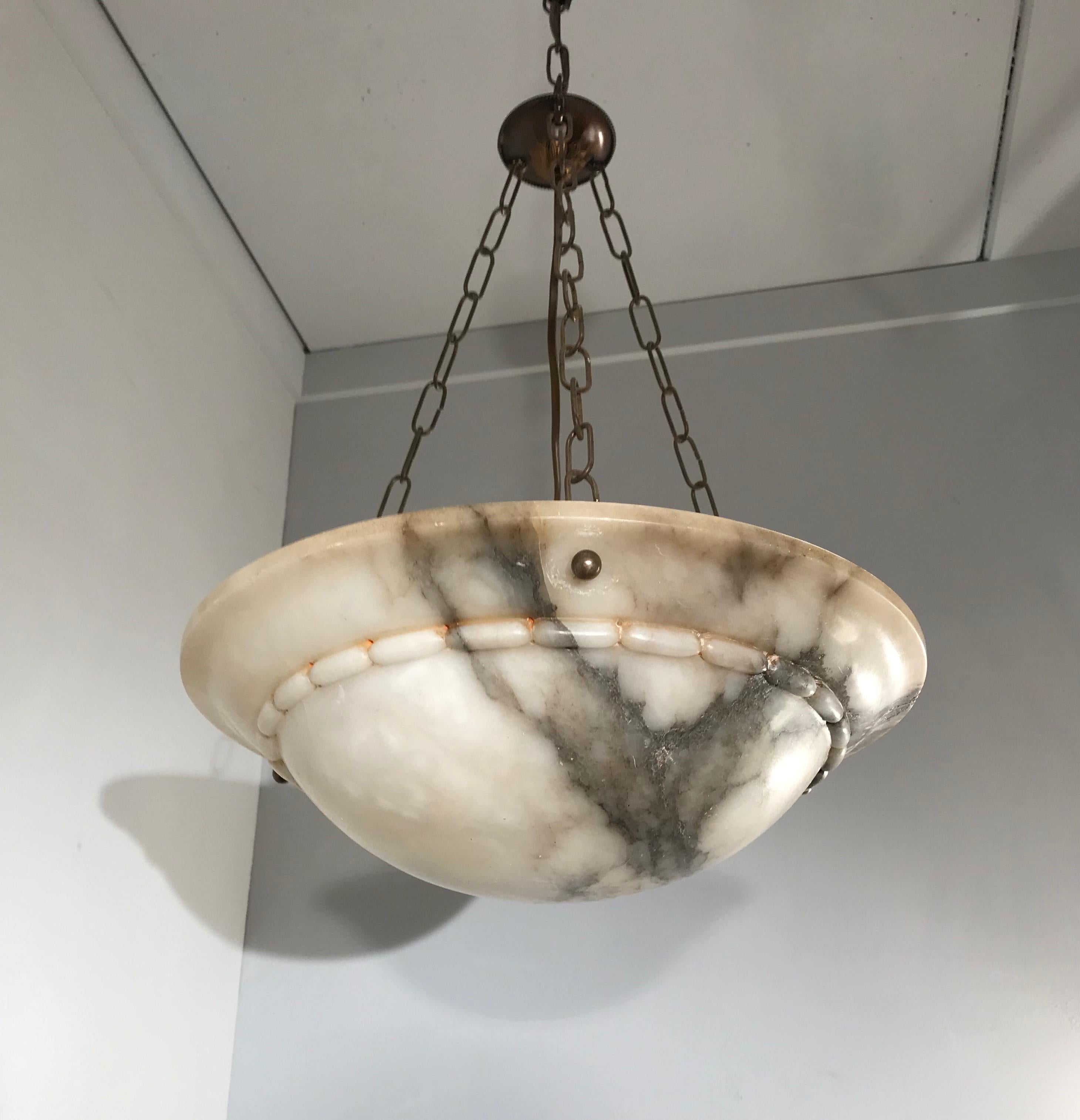 Stunning Early 1900s Arts & Crafts White and Black Veins Alabaster Pendant Light In Good Condition In Lisse, NL