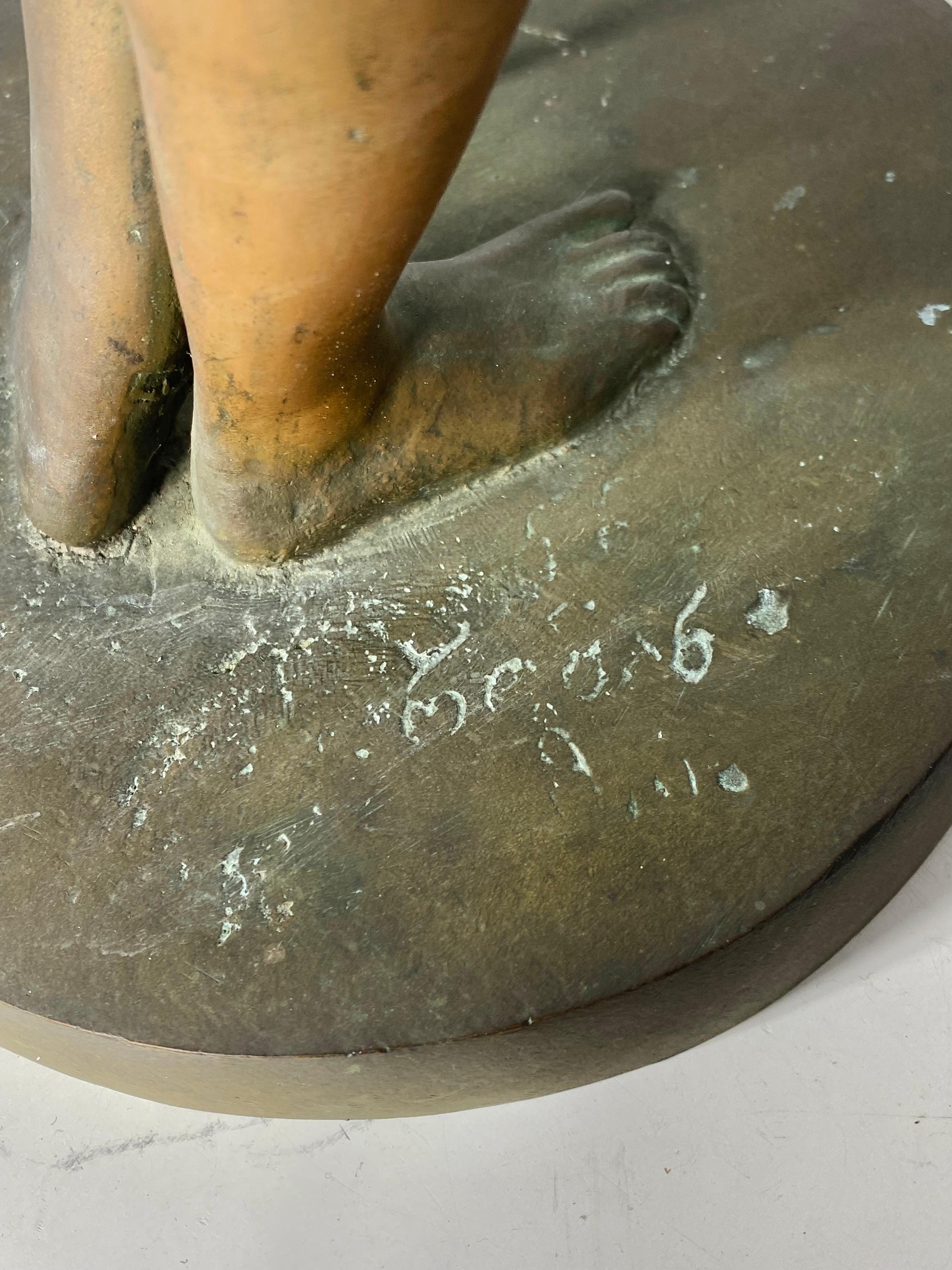 Atemberaubende Bronze des frühen 20. Jahrhunderts „ Frau mit Schilfrohr“ signiert. sehr ungewöhnlich! im Angebot 7