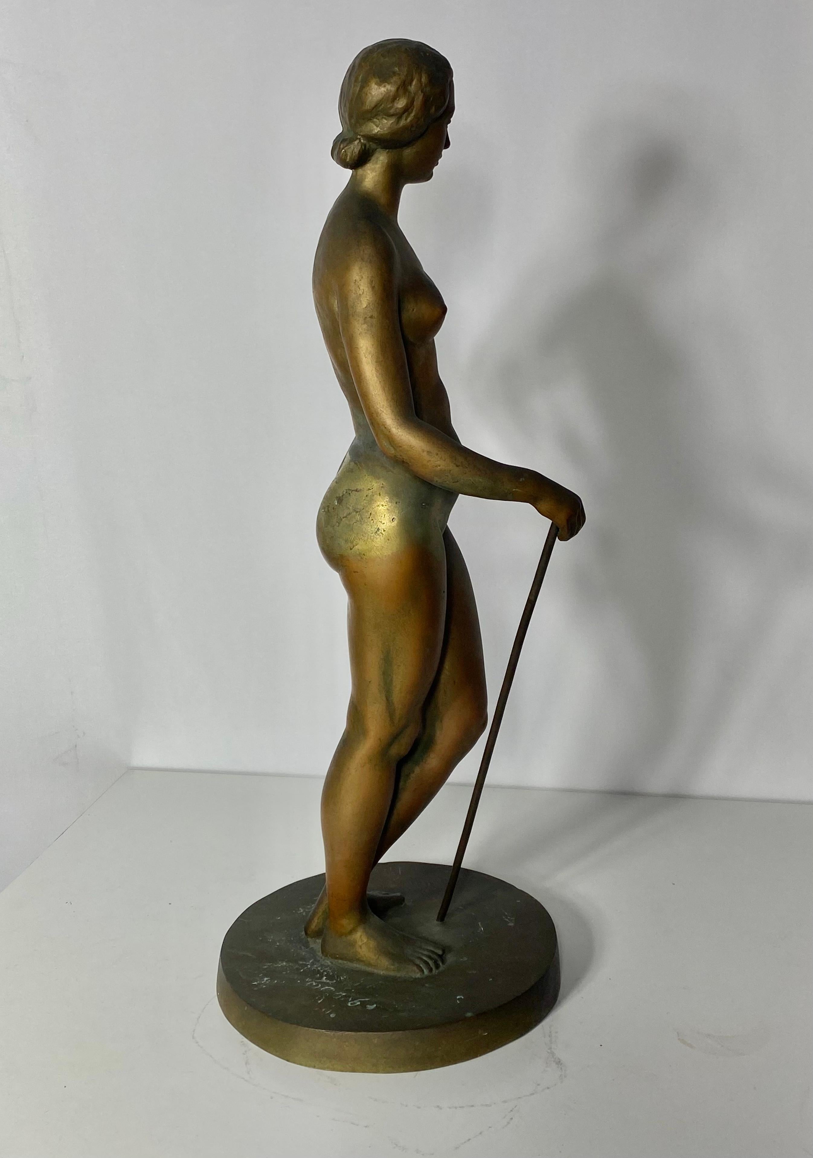 Atemberaubende Bronze des frühen 20. Jahrhunderts „ Frau mit Schilfrohr“ signiert. sehr ungewöhnlich! im Angebot 2