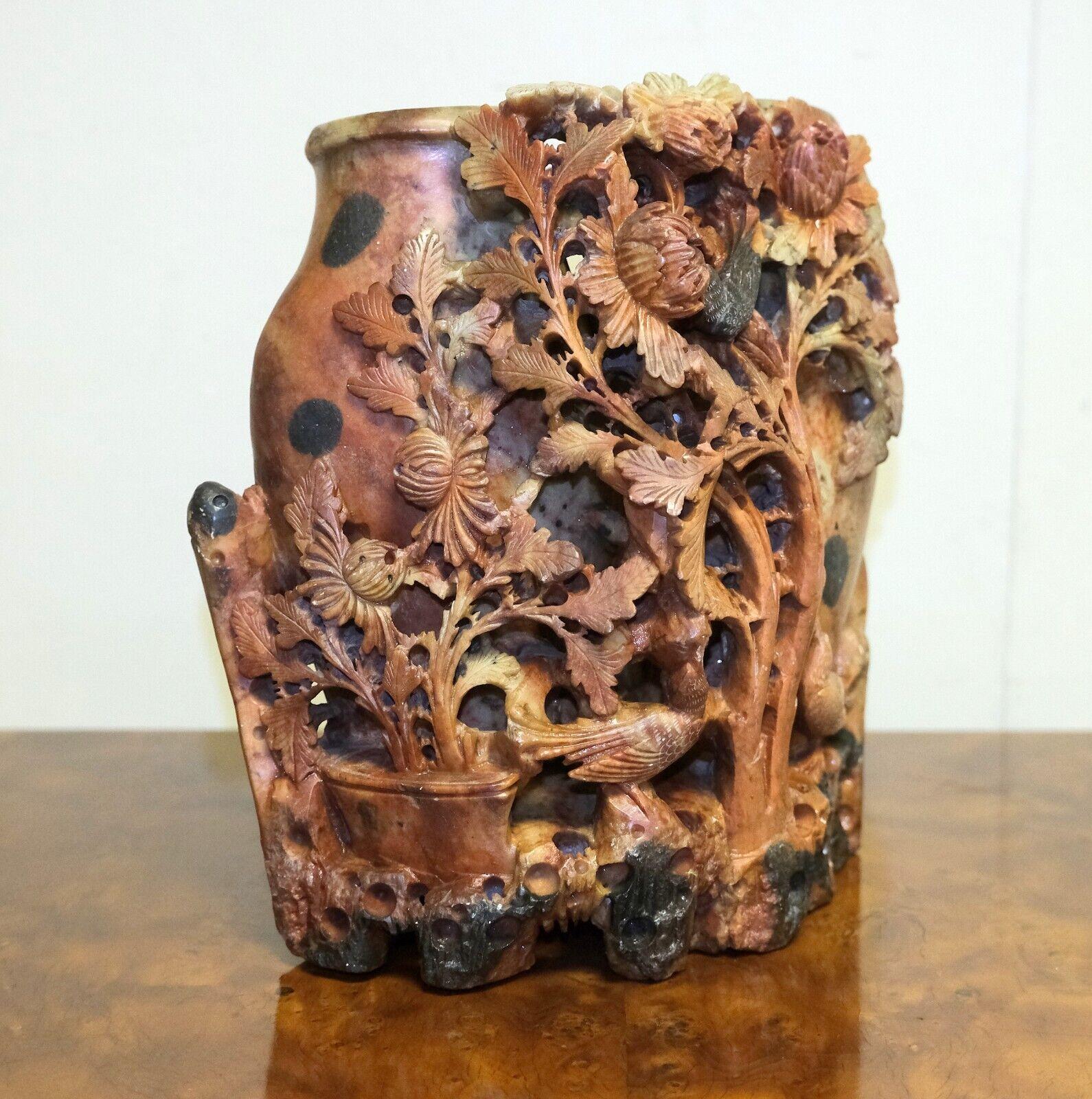 Chinese Export STUNNiNG EARLY 20TH CENTURY HAND CARVED SOAPSTONE DOUBLE VASE For Sale